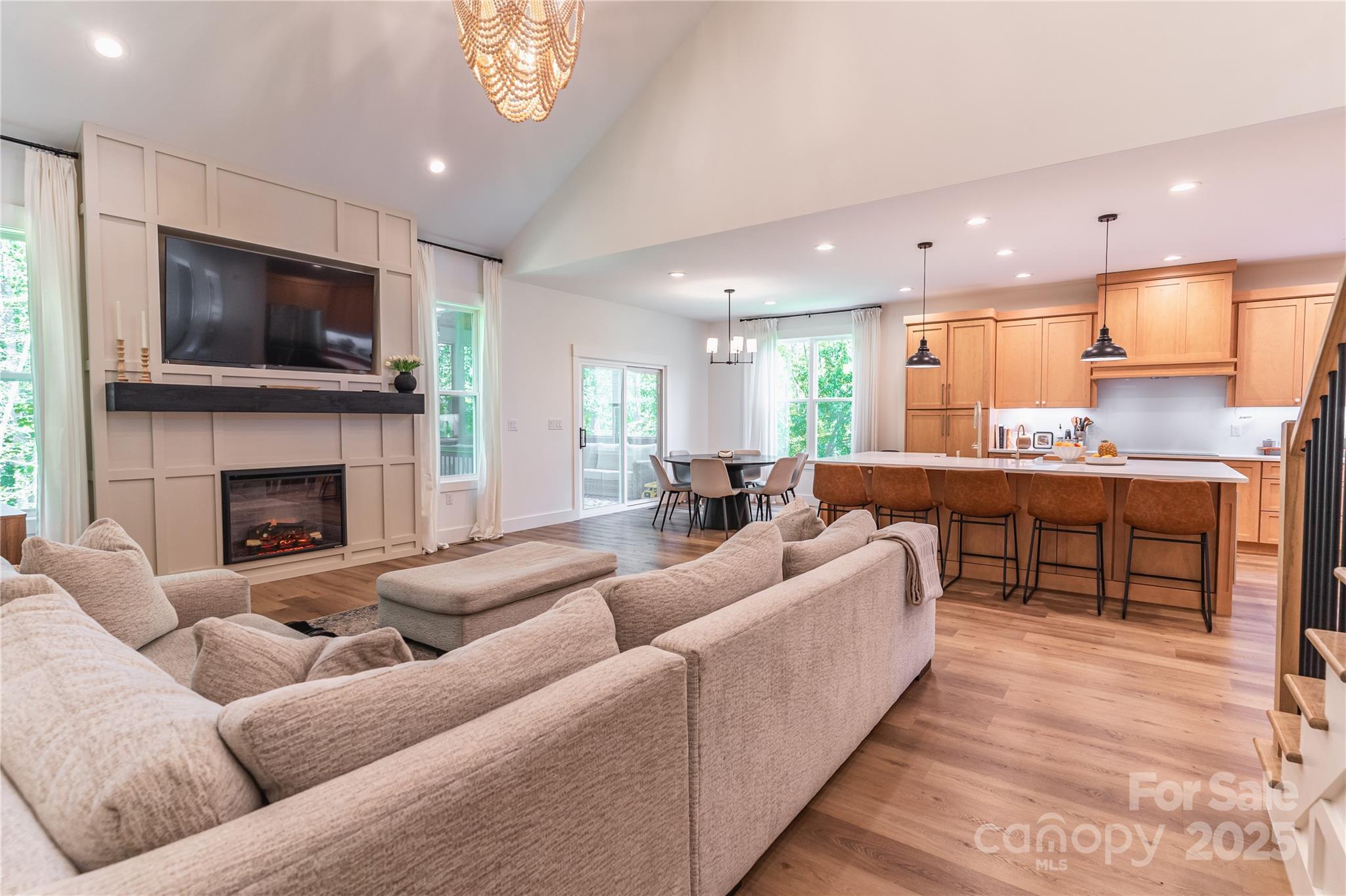602 Kames Court Property Photo 7