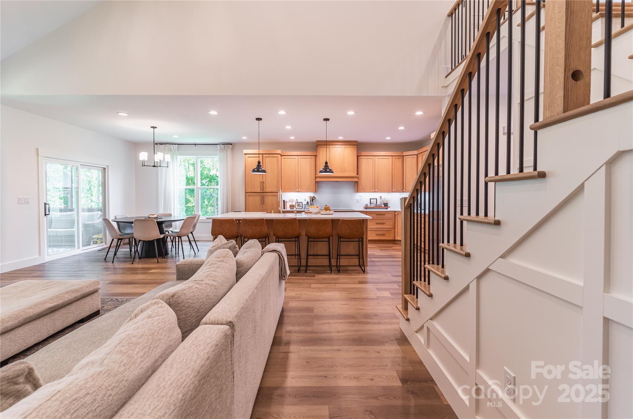 602 Kames Court Property Photo 11
