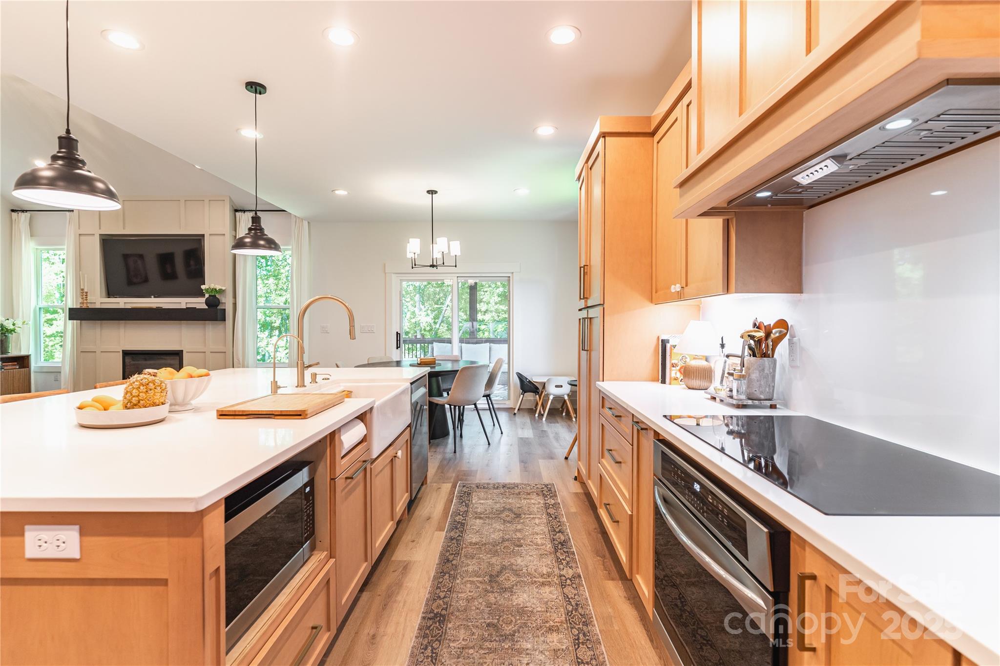 602 Kames Court Property Photo 17