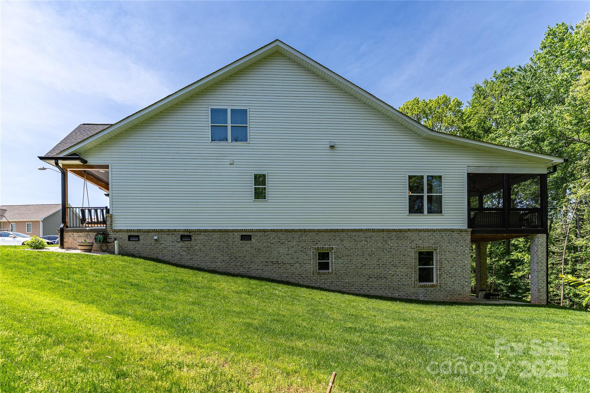 602 Kames Court Property Photo 45
