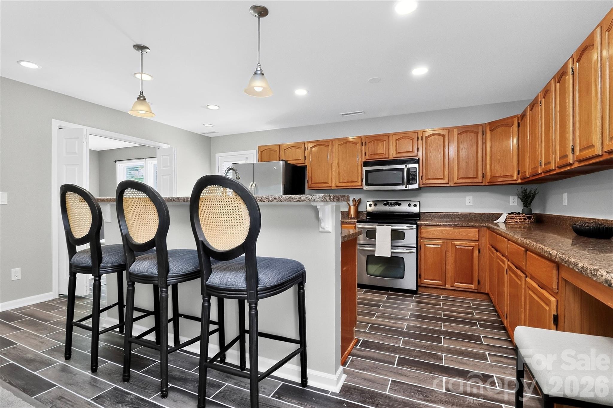 15705 Lakepoint Forest Drive Property Photo 11