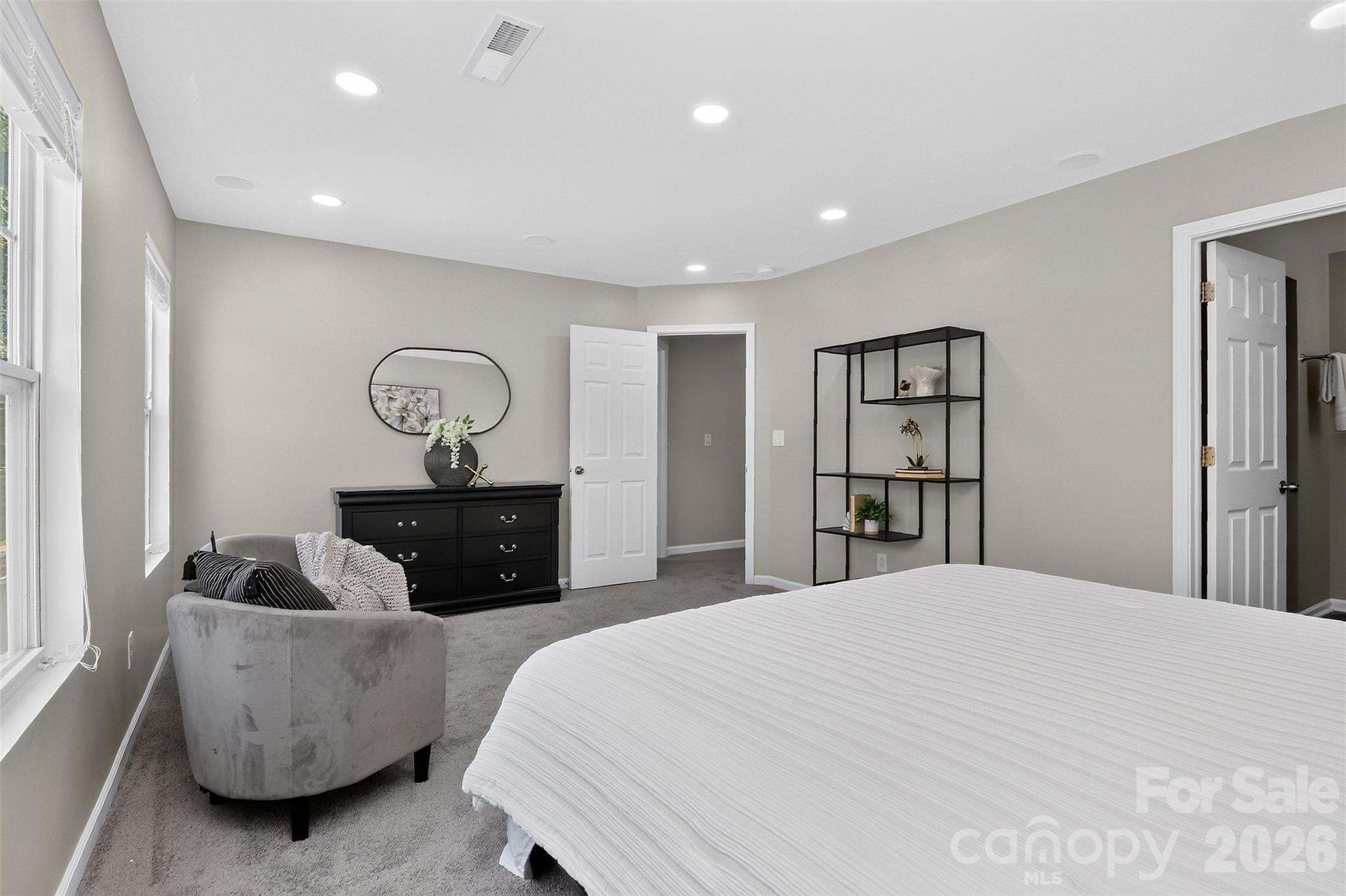 15705 Lakepoint Forest Drive Property Photo 14