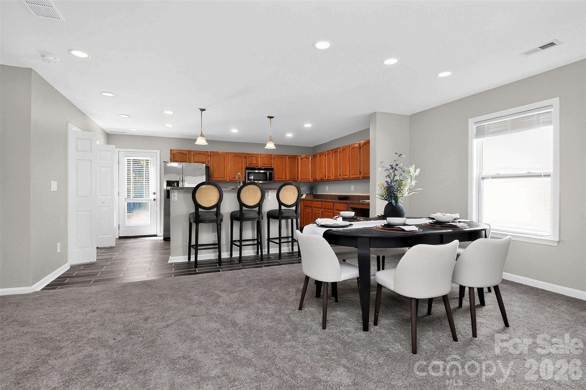 15705 Lakepoint Forest Drive Property Photo 16