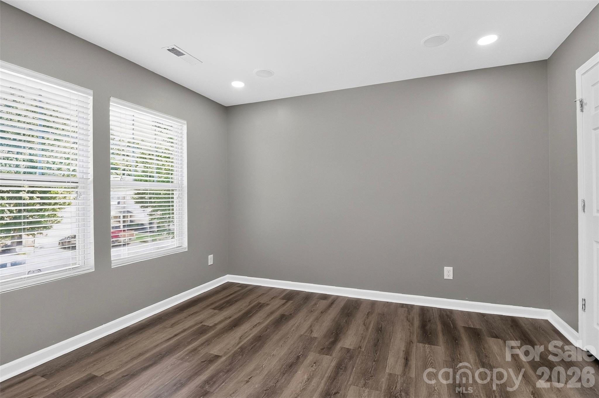 15705 Lakepoint Forest Drive Property Photo 25