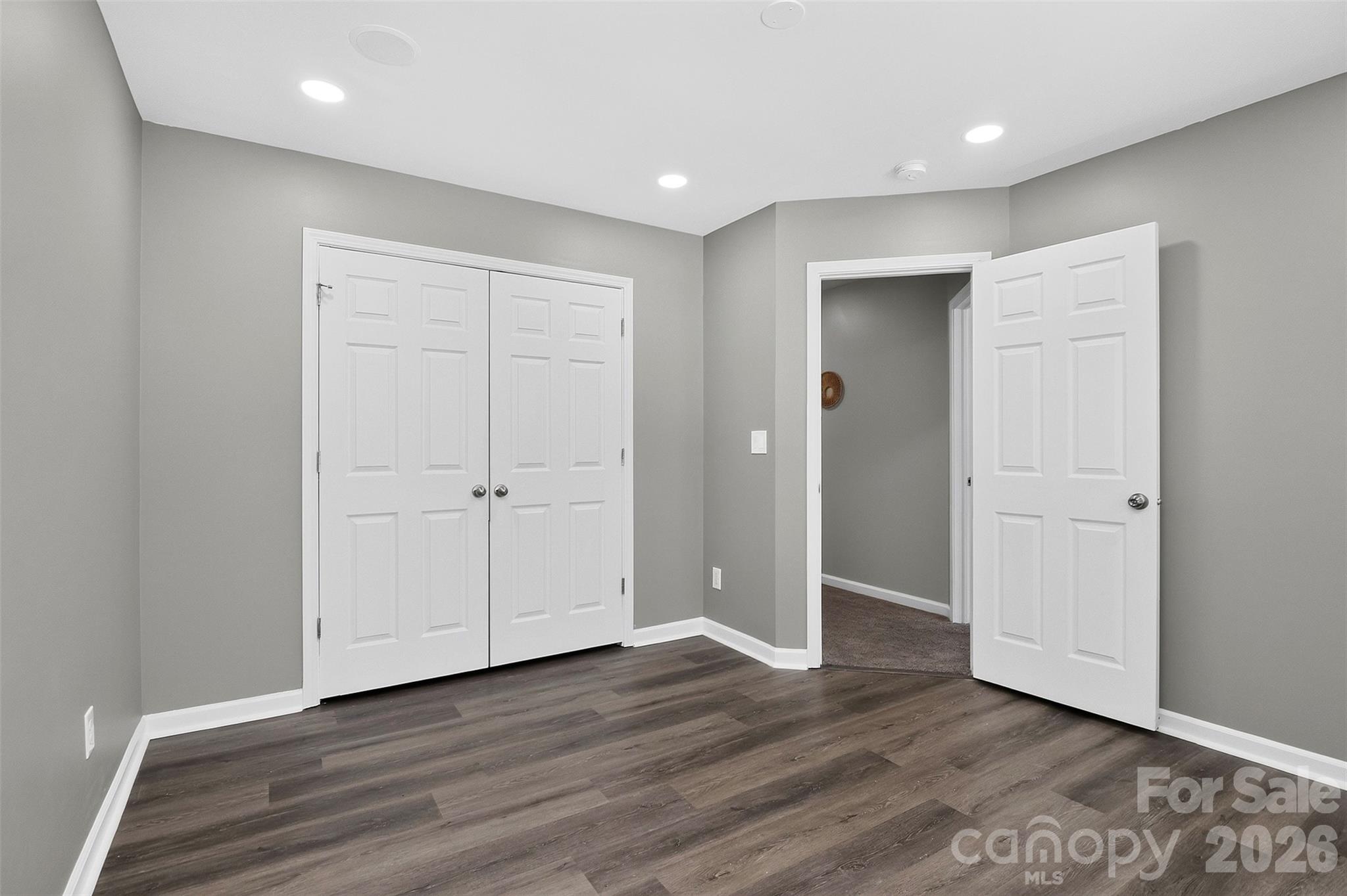 15705 Lakepoint Forest Drive Property Photo 33