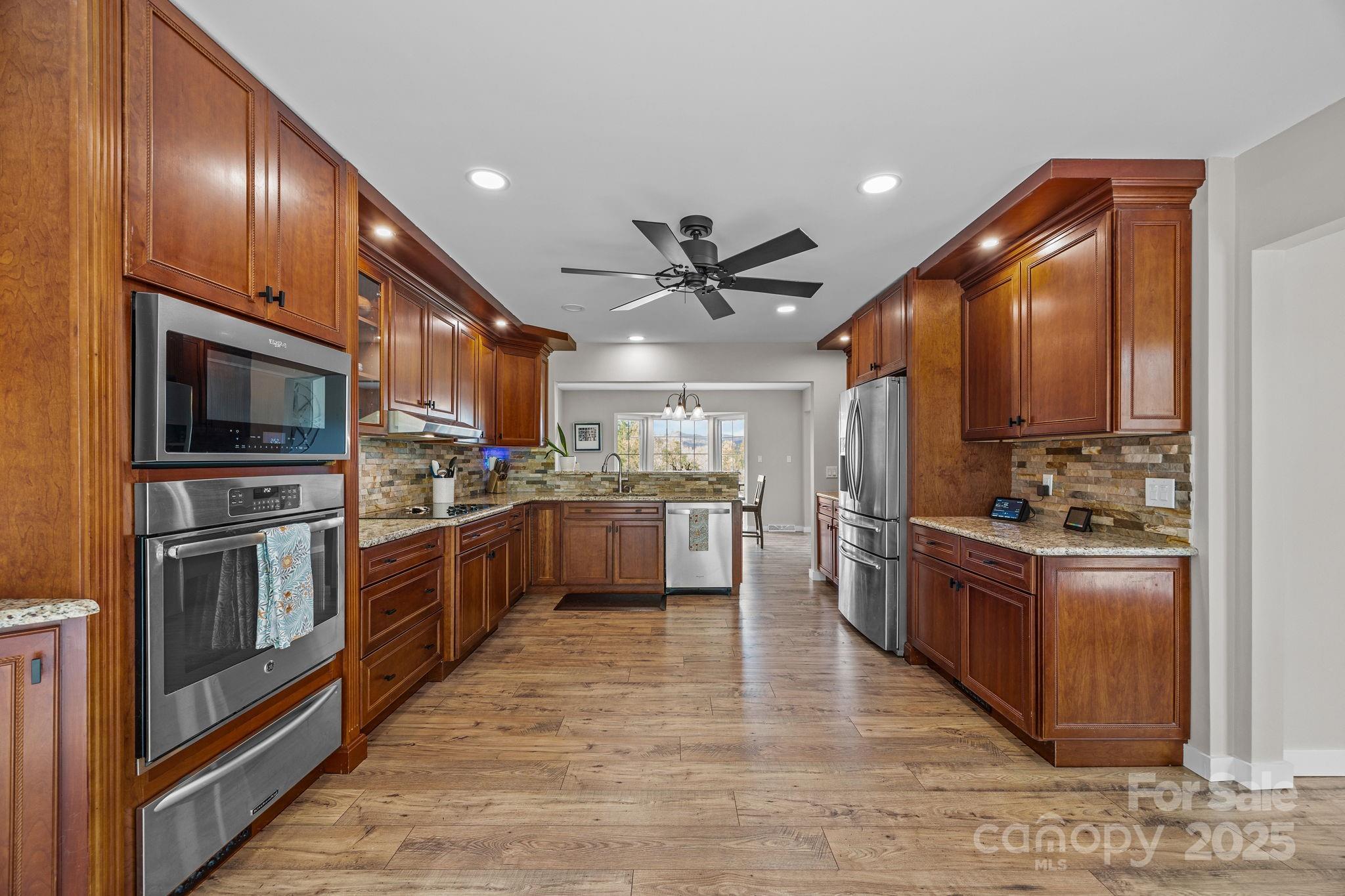 235 Petersburg View Drive Property Photo 3