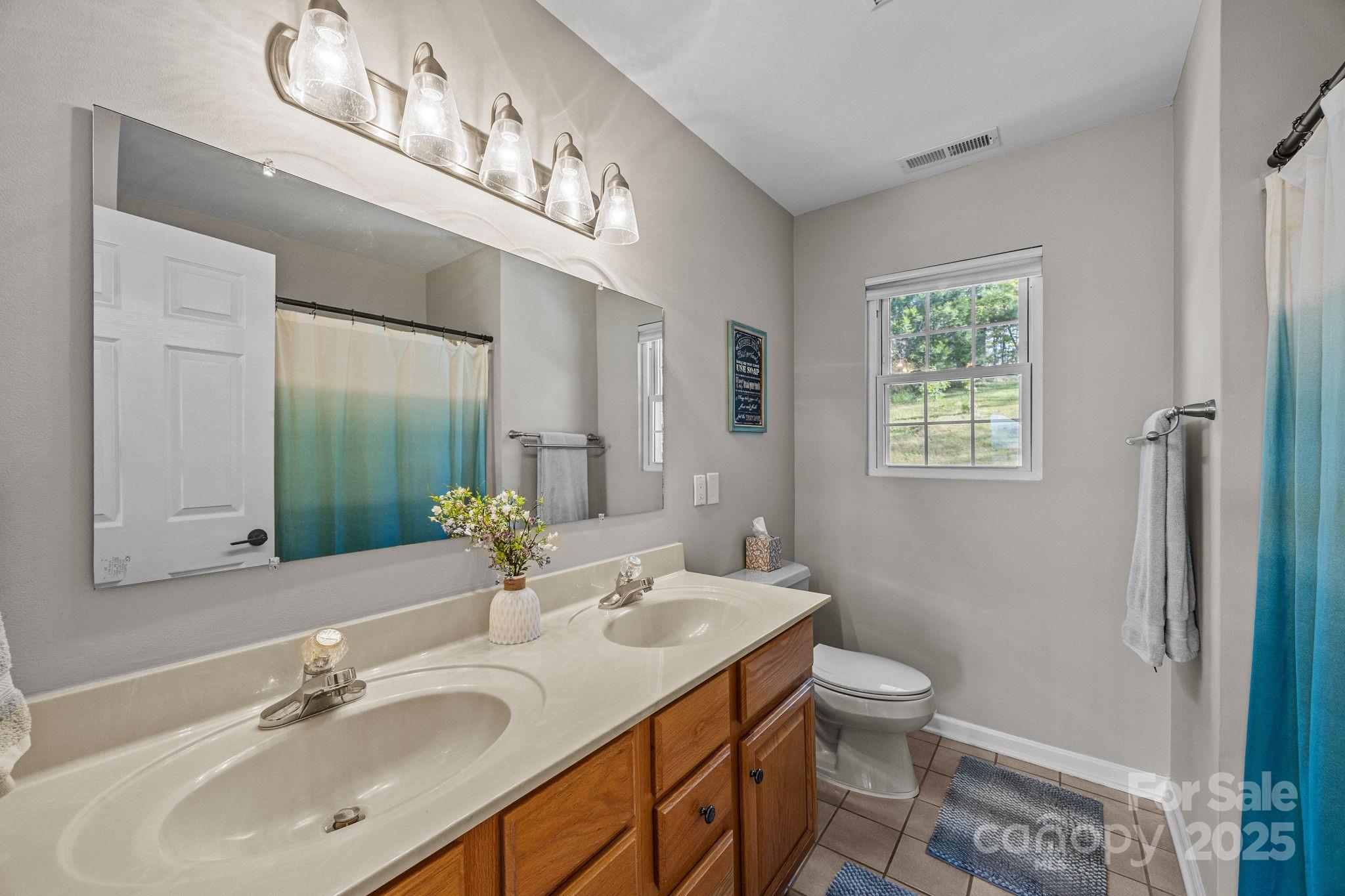 235 Petersburg View Drive Property Photo 30