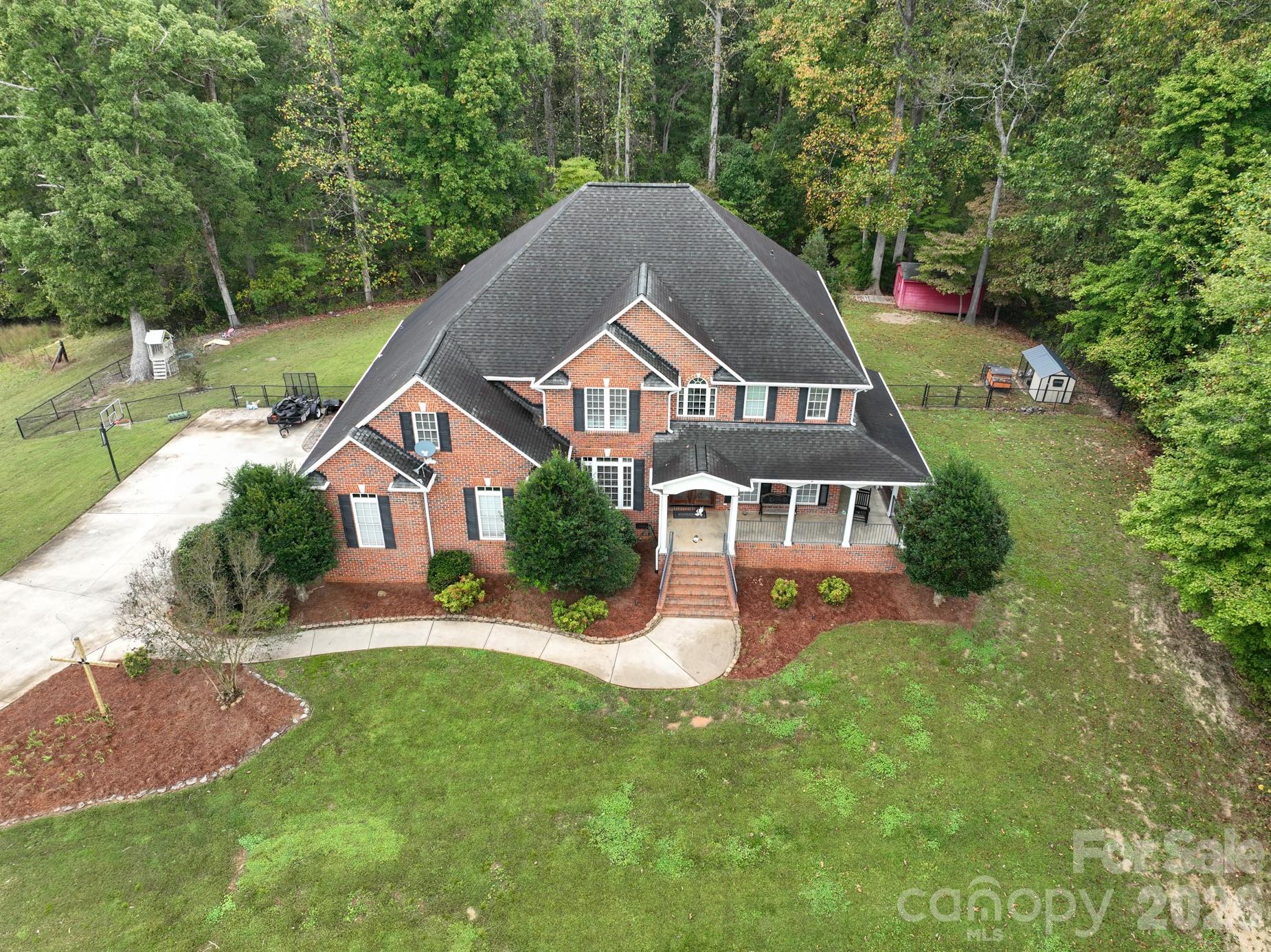 507 Bethlehem Road Property Photo 2