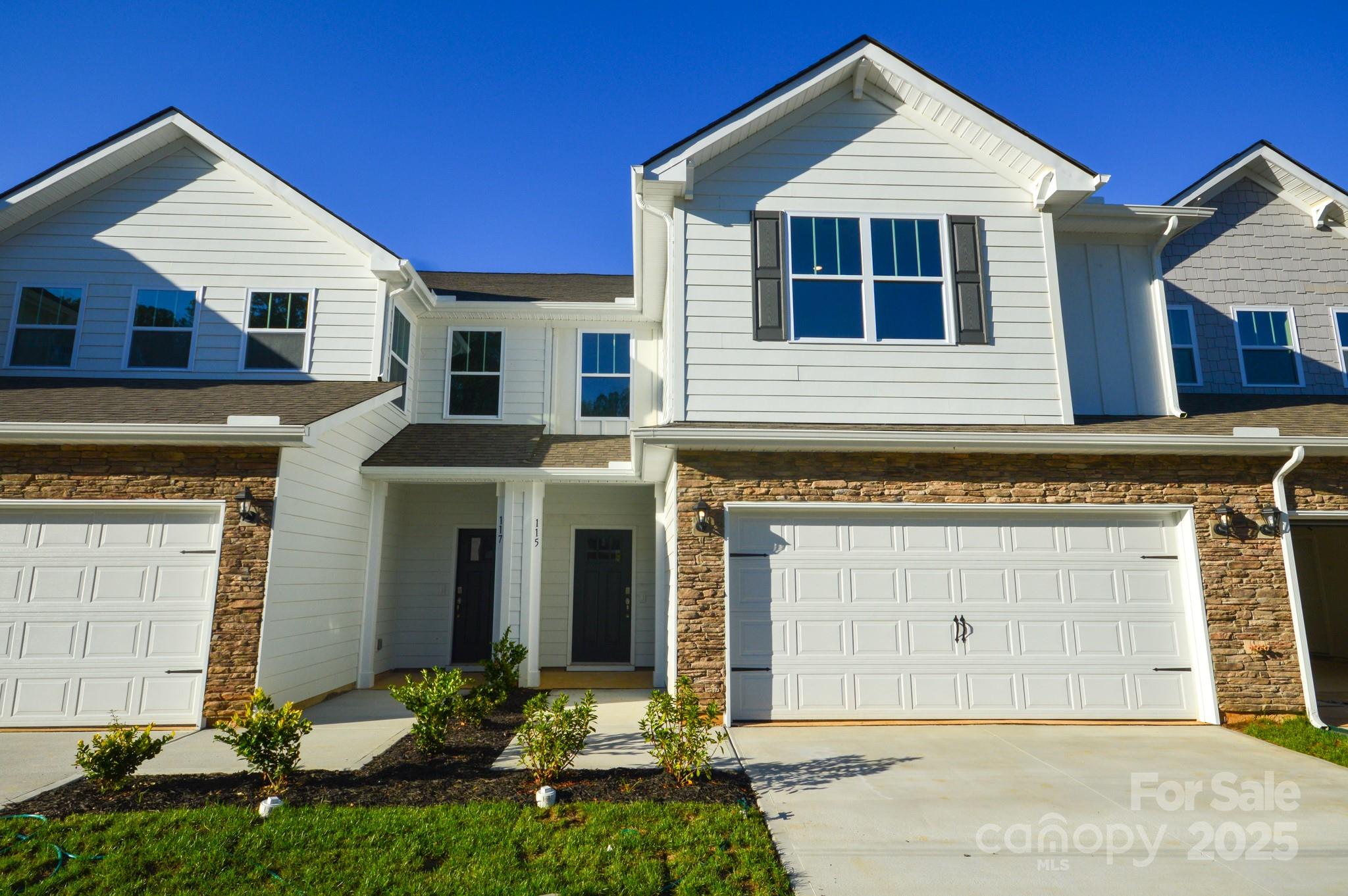 115 Sugg Trail Property Photo 1