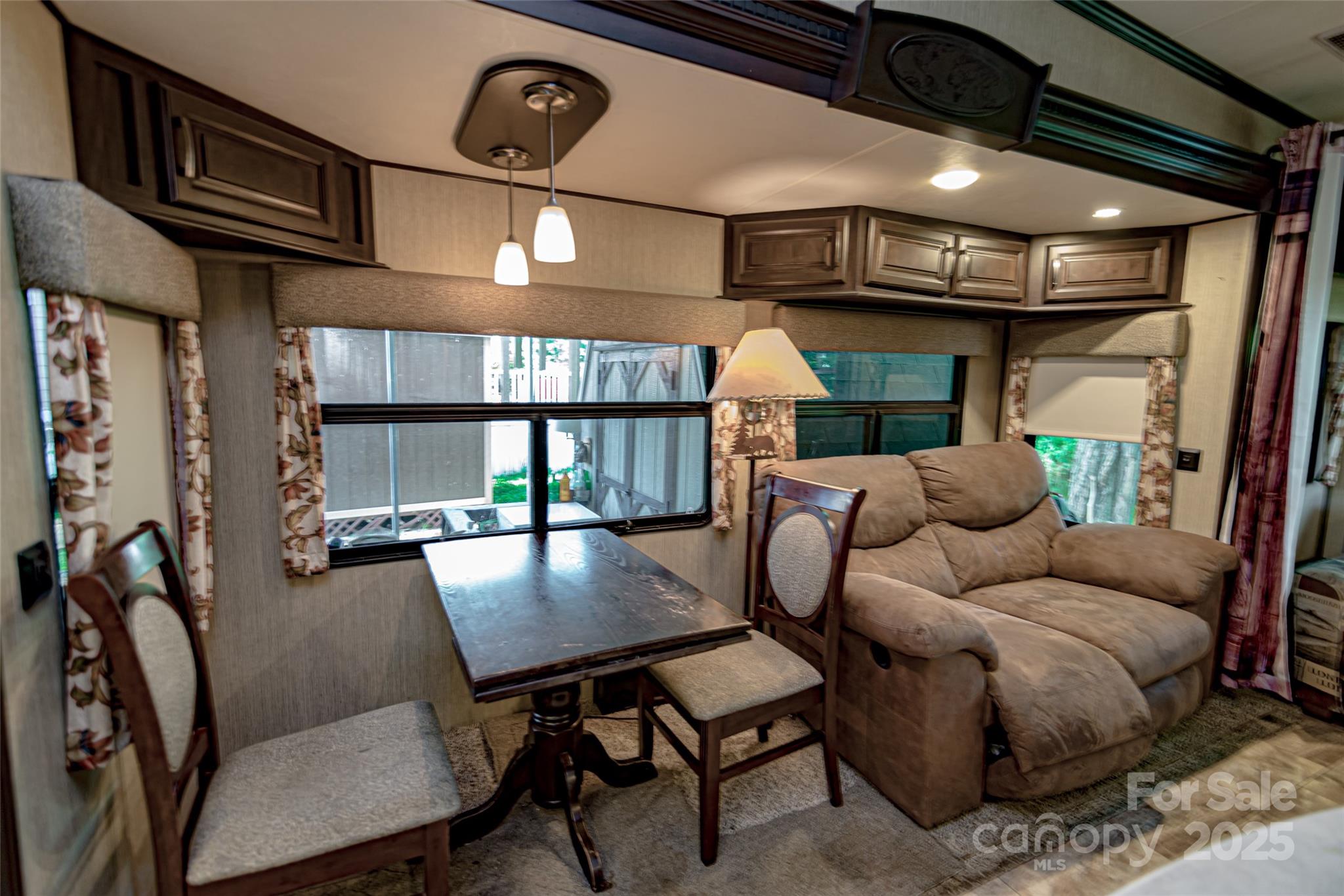 217 Mallard Loop Property Photo 9