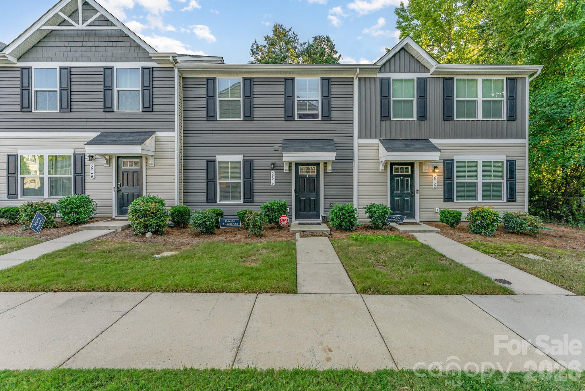 5356 Austin Knoll Court Property Photo 6