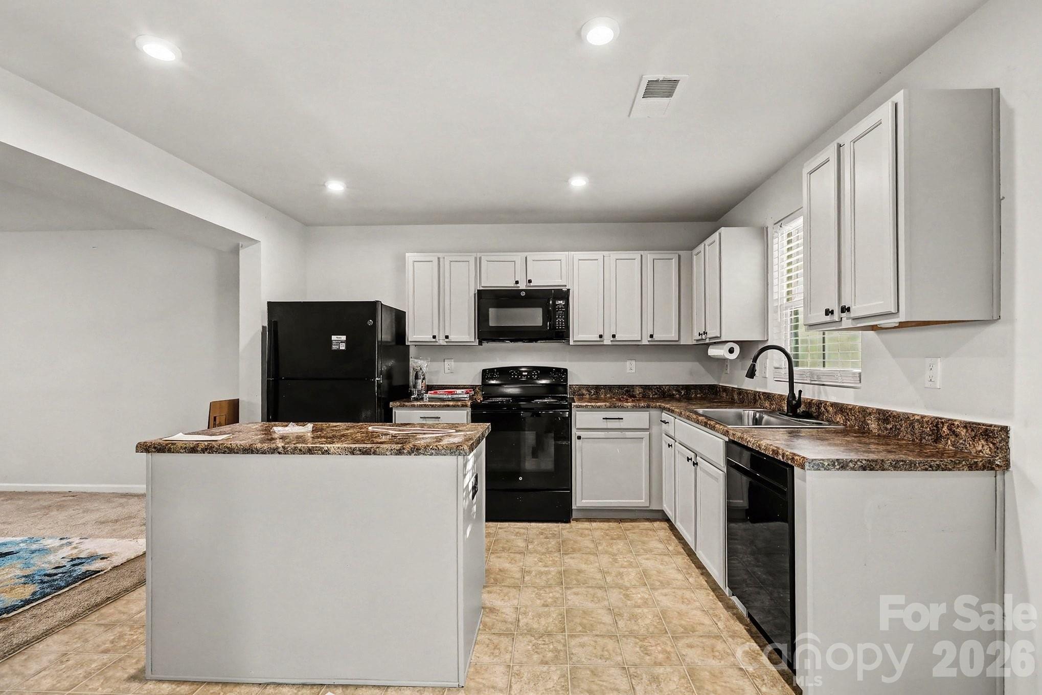 5356 Austin Knoll Court Property Photo 9