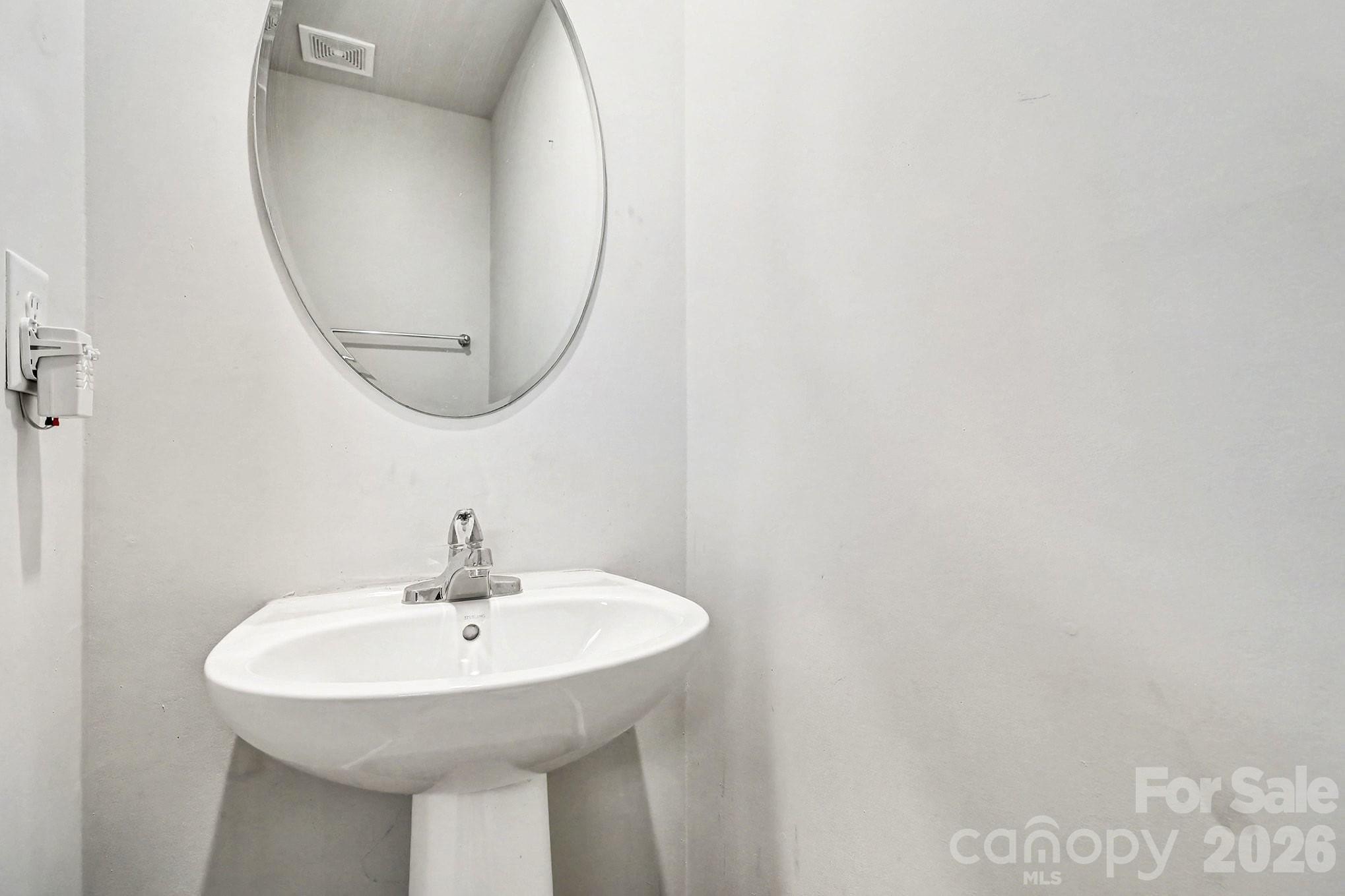 5356 Austin Knoll Court Property Photo 11