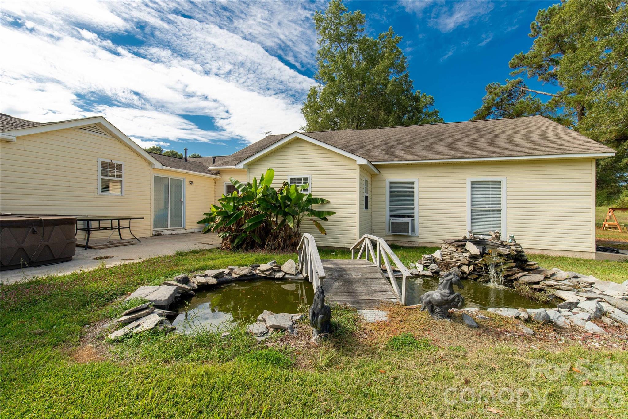 2538 Old Camden Highway Property Photo 6