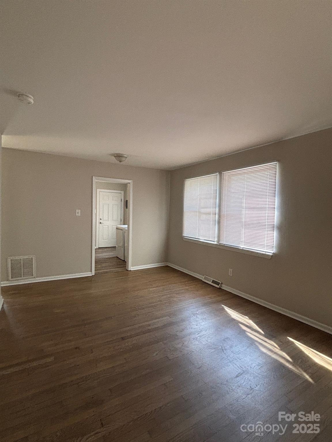 3125 Marlborough Road Property Photo 3