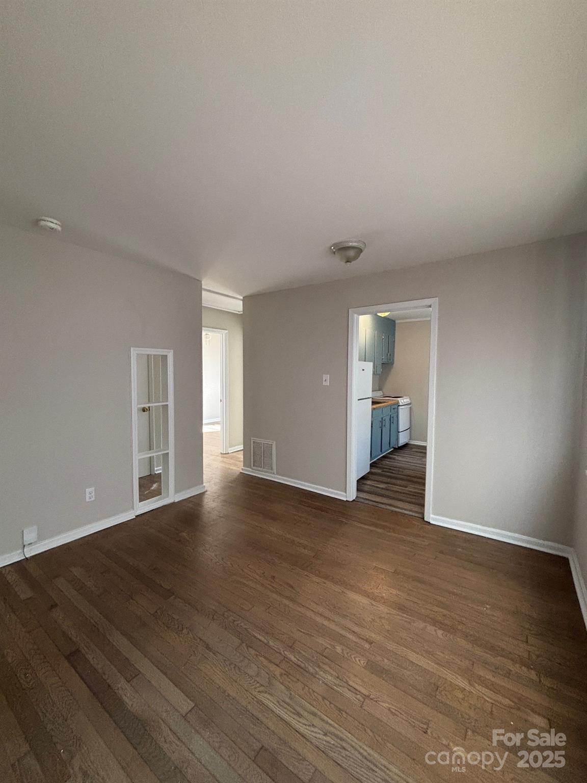 3125 Marlborough Road Property Photo 4
