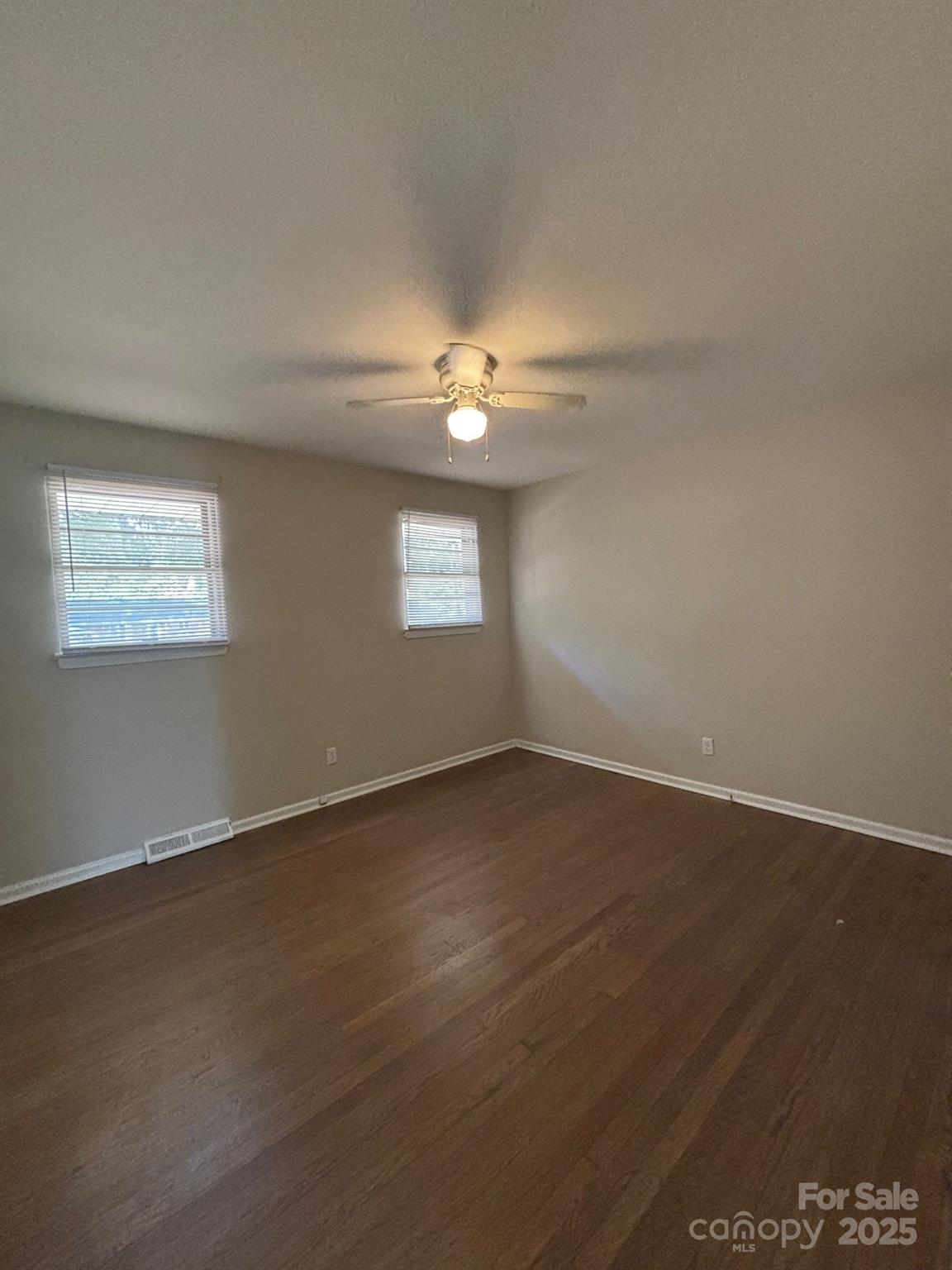 3125 Marlborough Road Property Photo 9