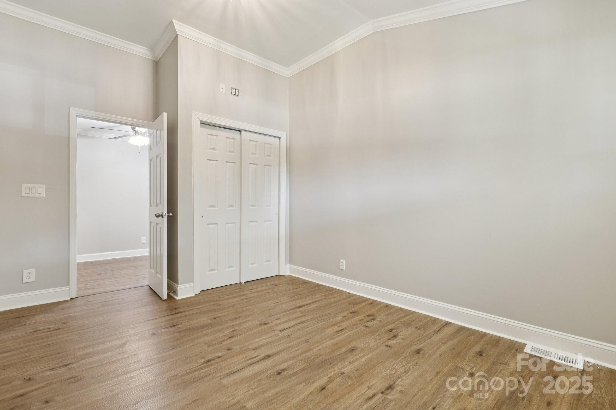 1024 Old Mountain View Road Property Photo 33