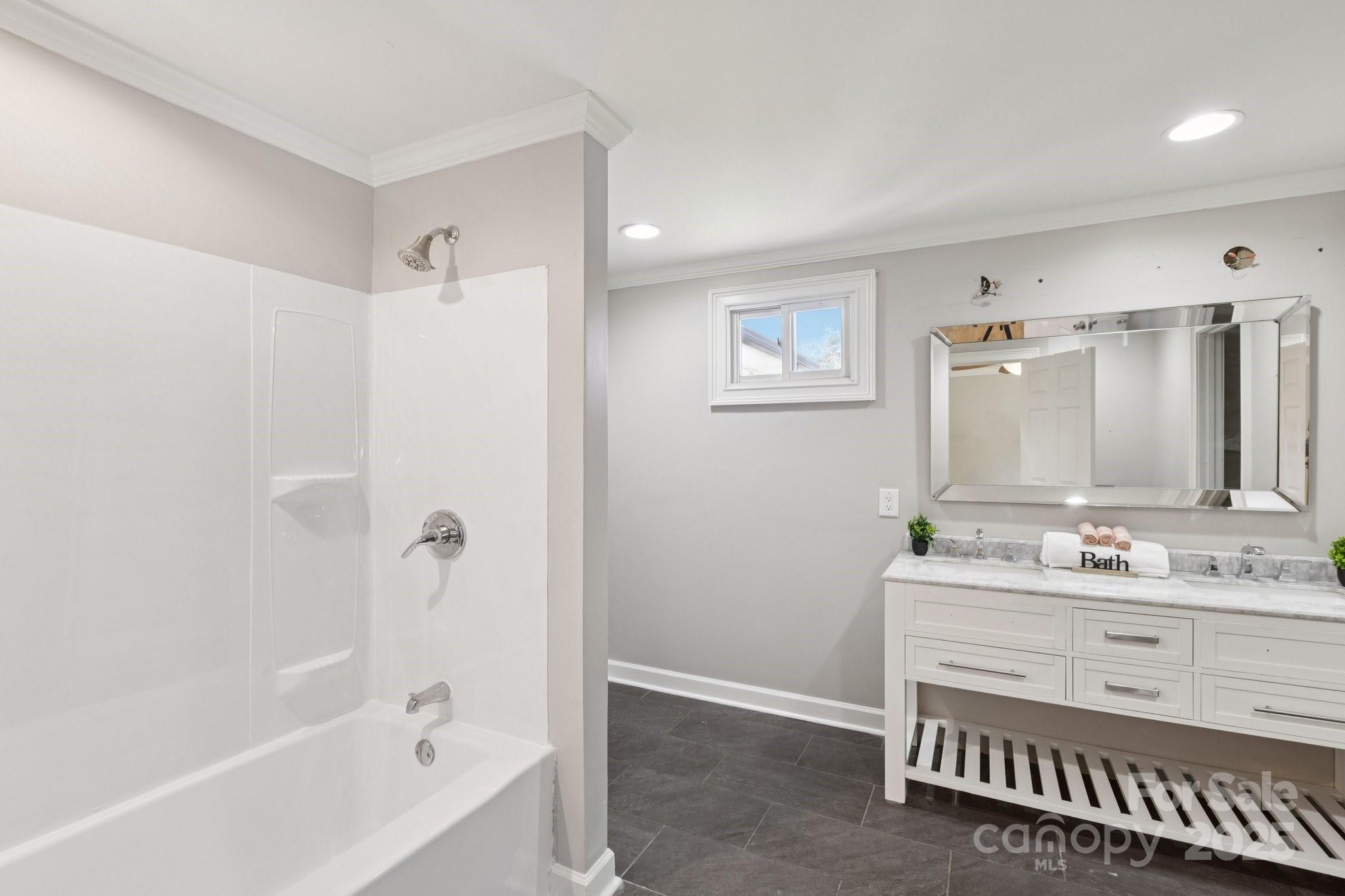 1024 Old Mountain View Road Property Photo 37