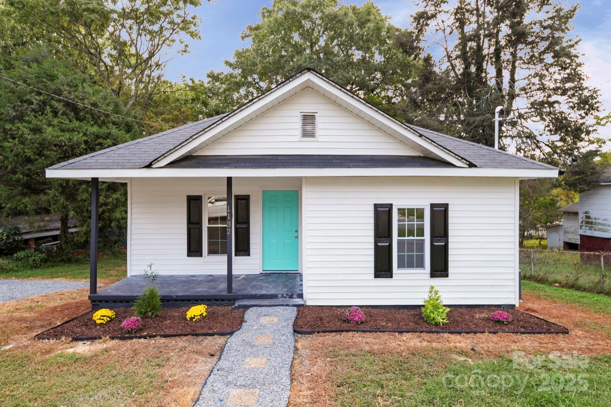 1132 Perkins Street Property Photo 1