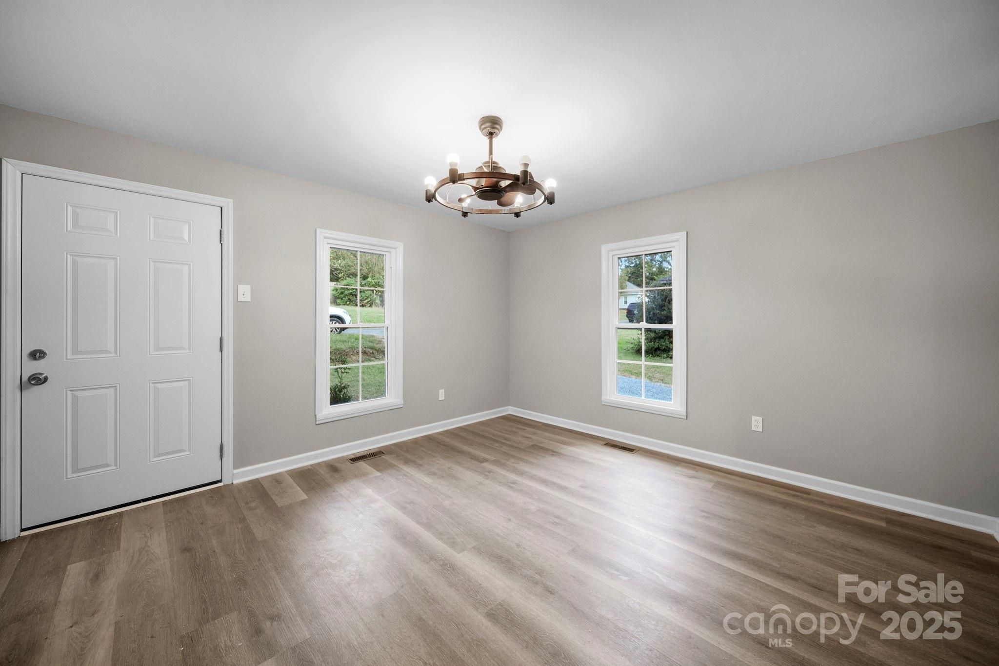 1132 Perkins Street Property Photo 5