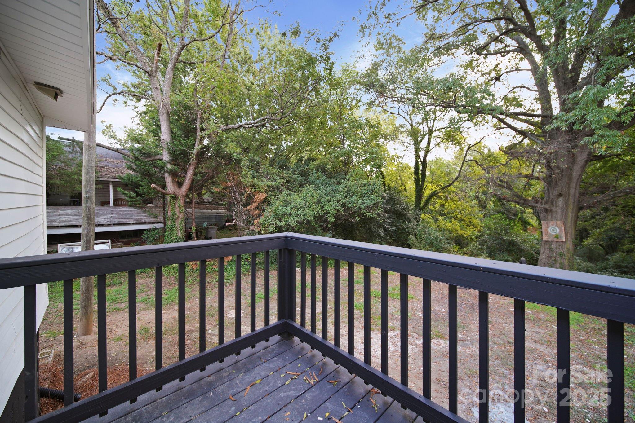 1132 Perkins Street Property Photo 16