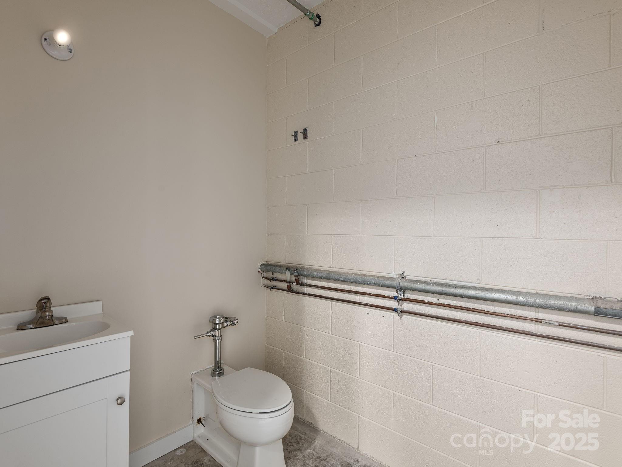 732 Jonesborough Street Property Photo 17