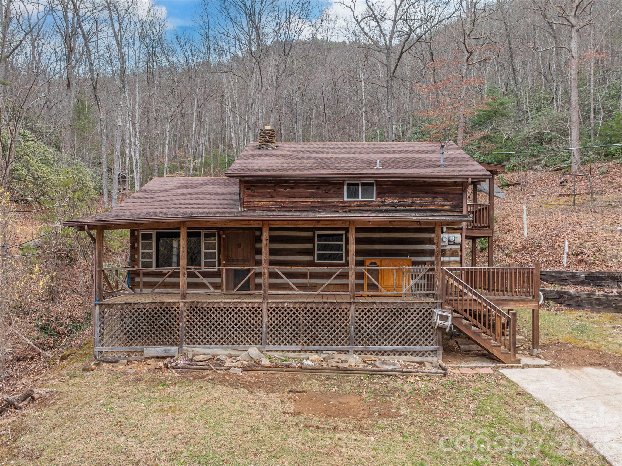 775 Chambers Cove Road Property Photo 4