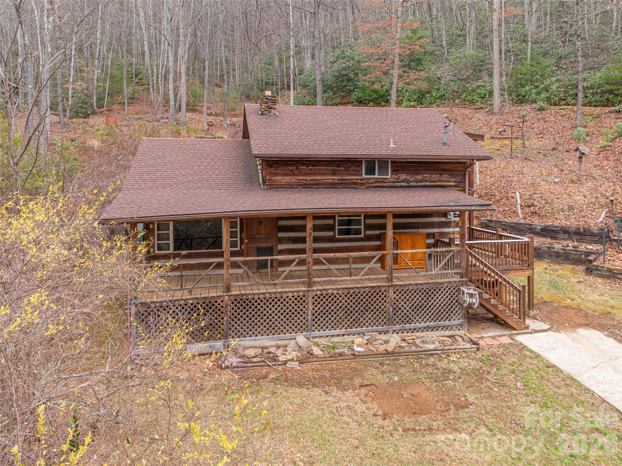 775 Chambers Cove Road Property Photo 5