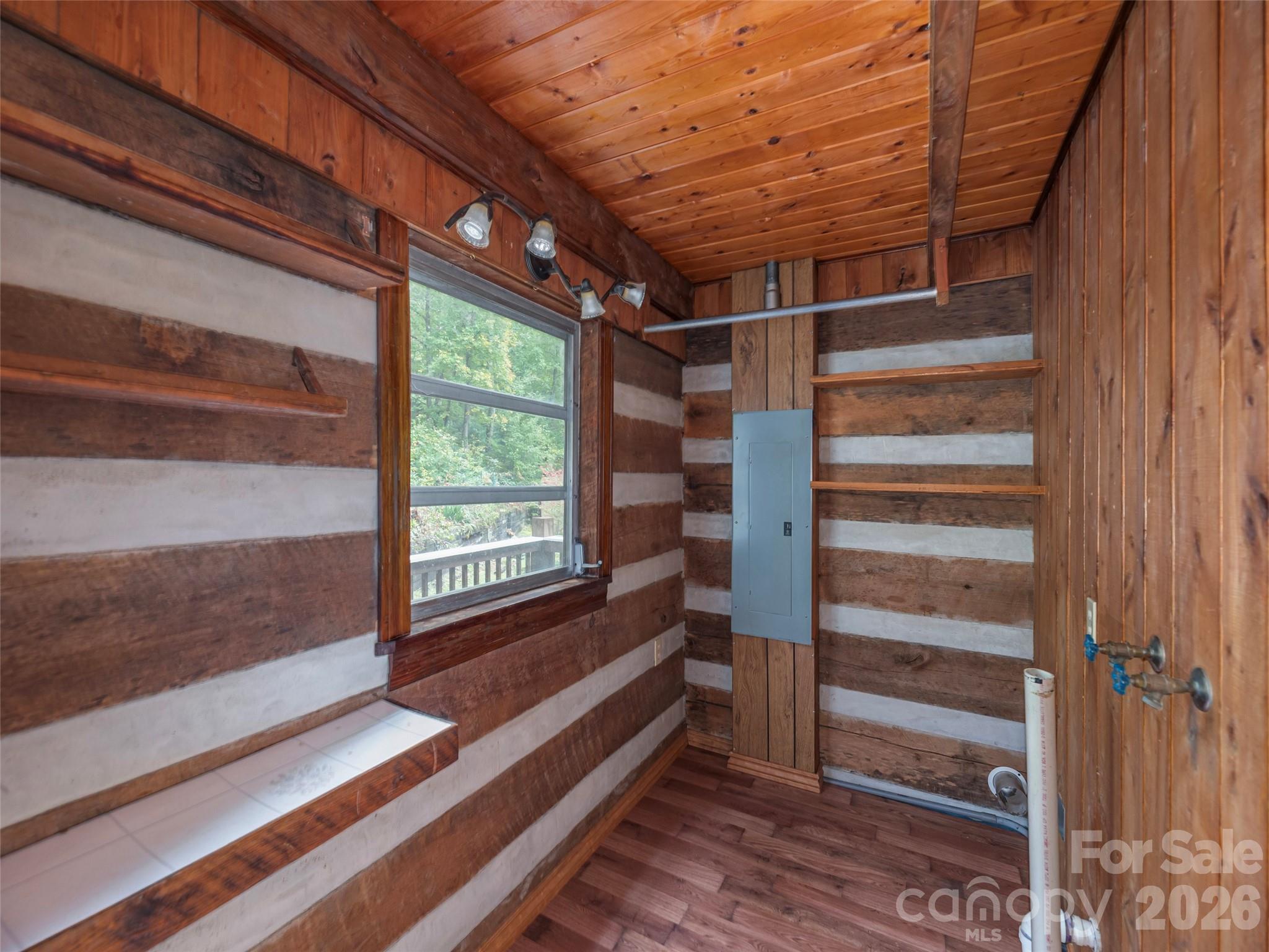 775 Chambers Cove Road Property Photo 16