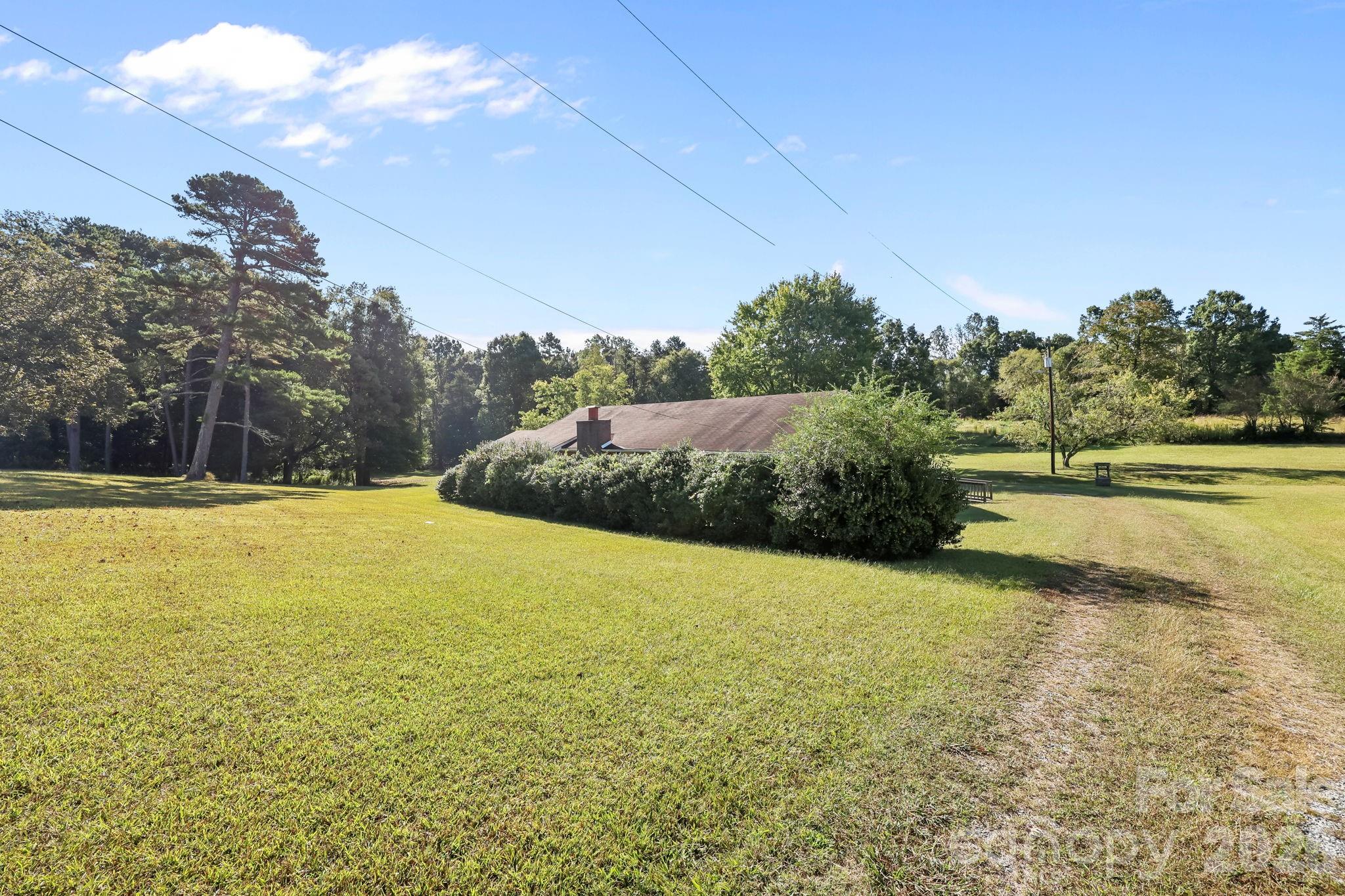 945 Alvin Hough Road Property Photo 25