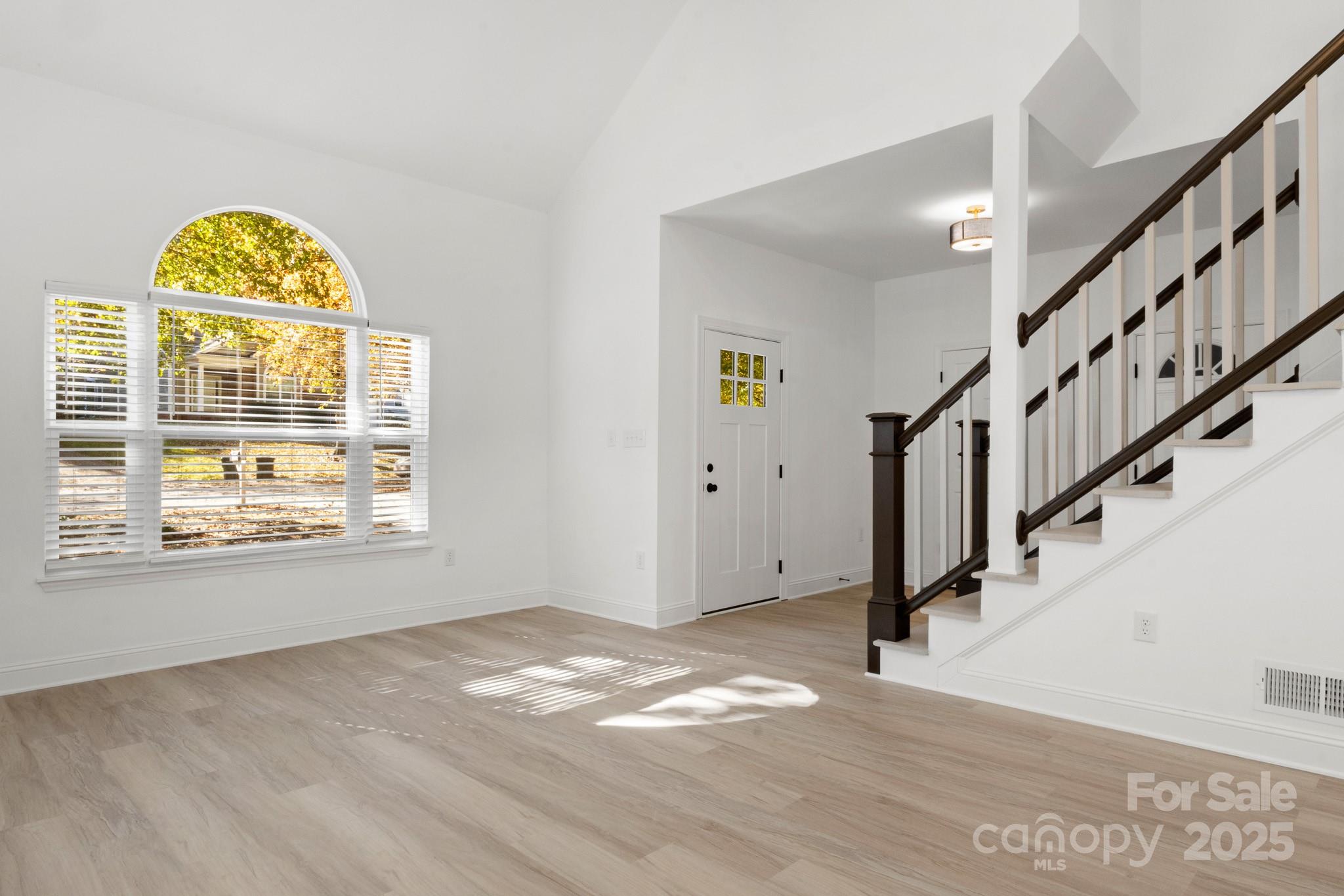 12415 Bluff Meadow Trail Property Photo 3