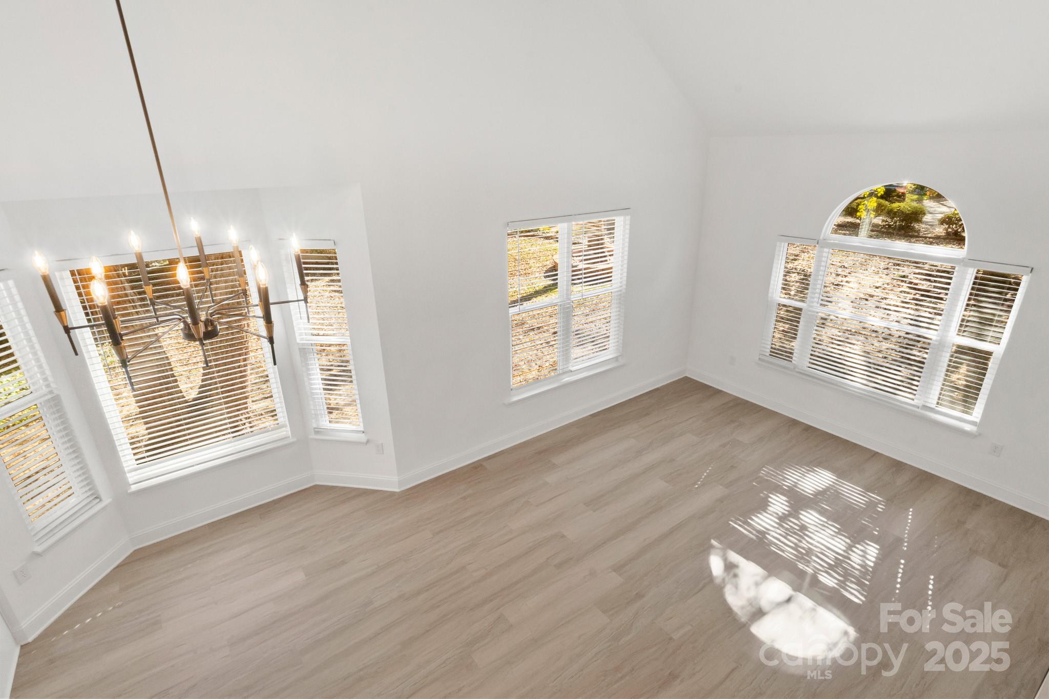 12415 Bluff Meadow Trail Property Photo 7