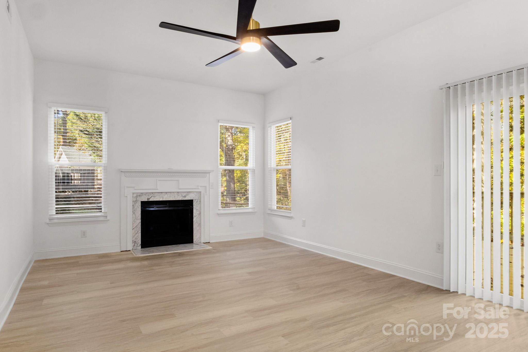 12415 Bluff Meadow Trail Property Photo 16