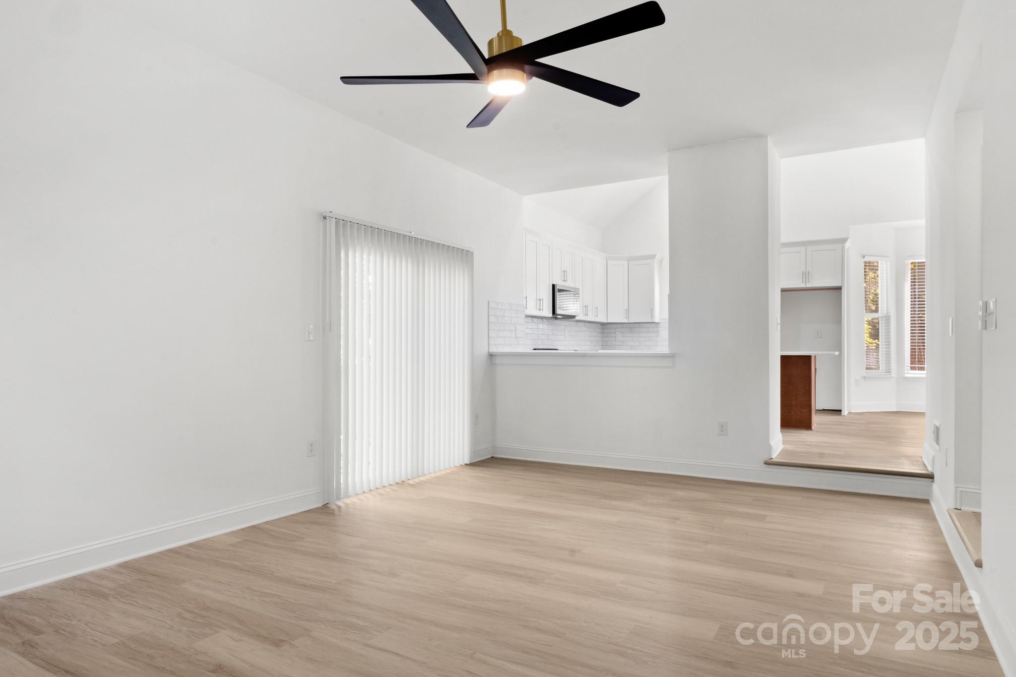 12415 Bluff Meadow Trail Property Photo 18