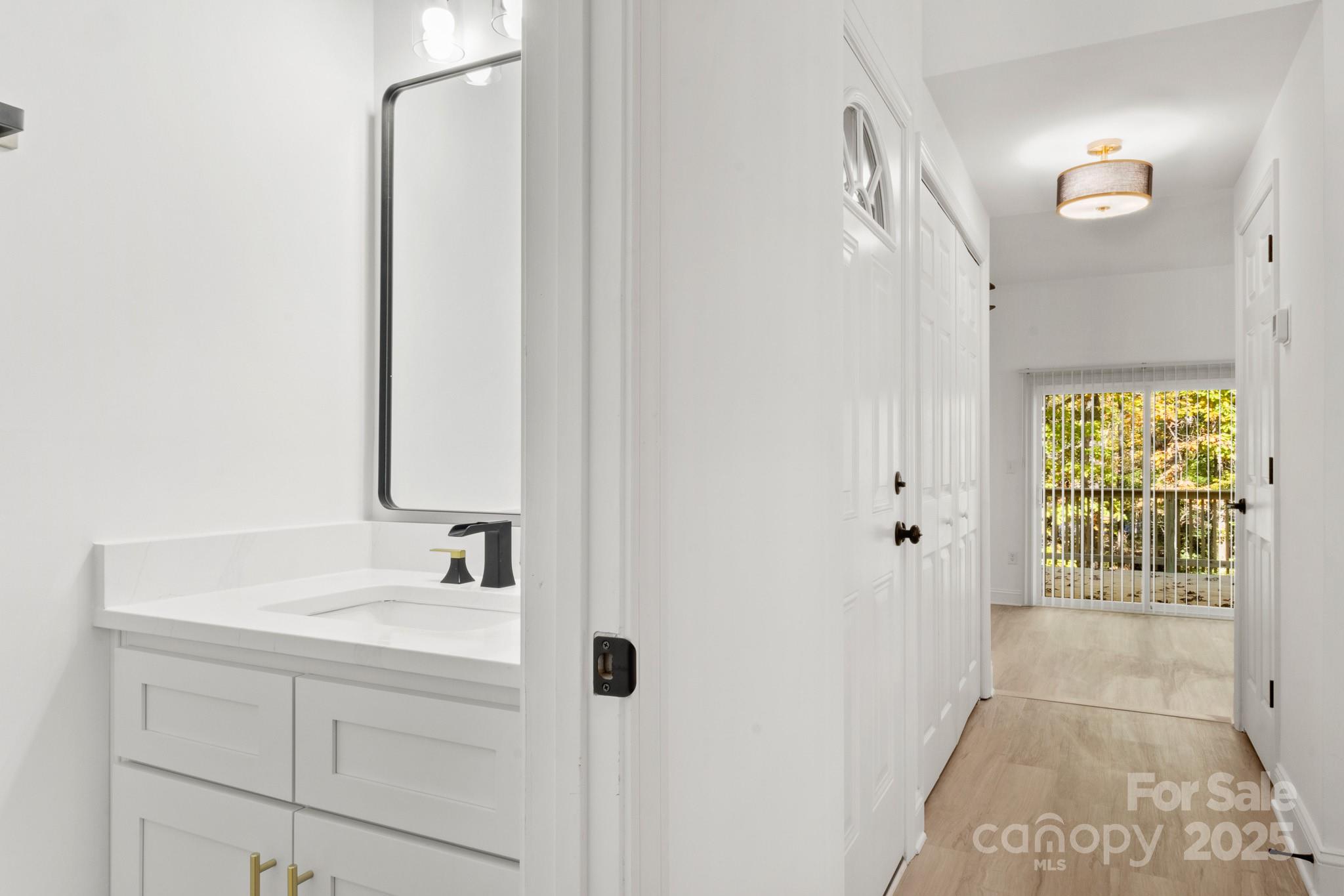 12415 Bluff Meadow Trail Property Photo 21