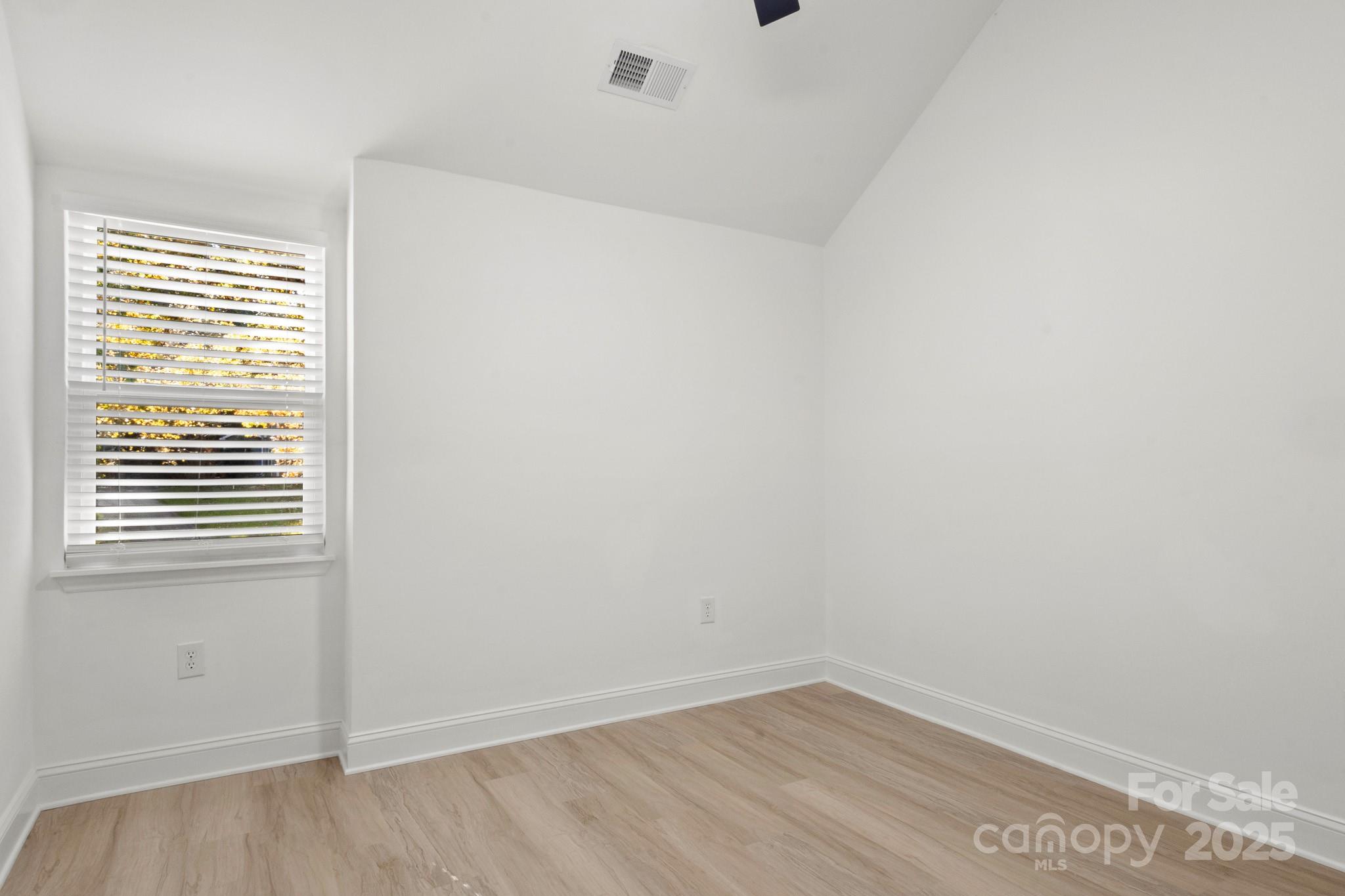 12415 Bluff Meadow Trail Property Photo 31