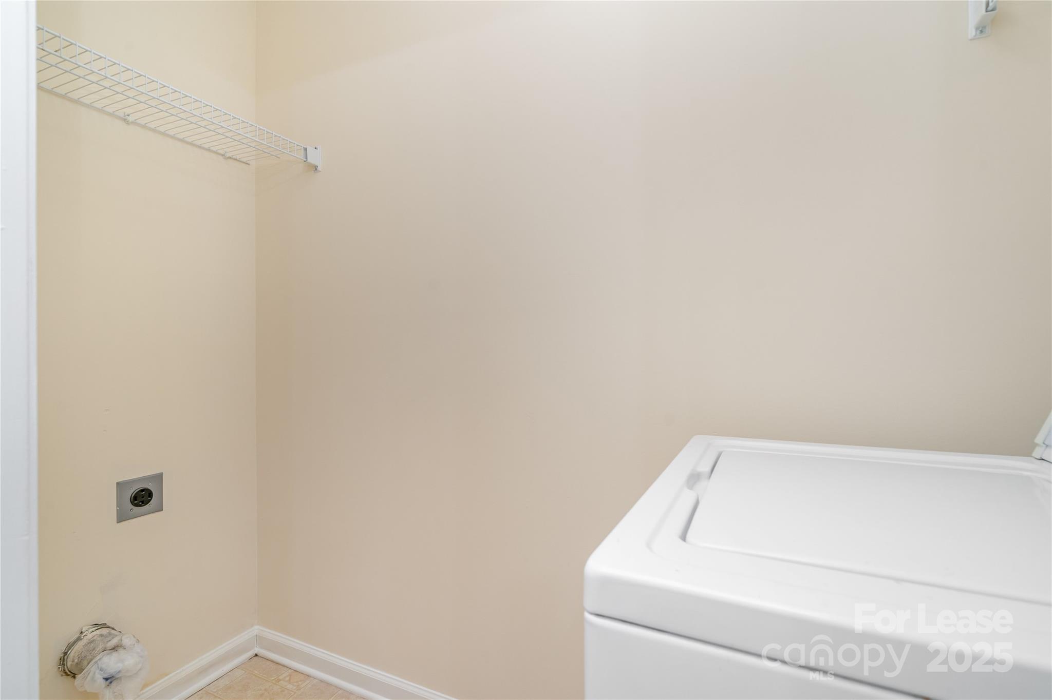 16849 Greenlawn Hills Court Property Photo 17