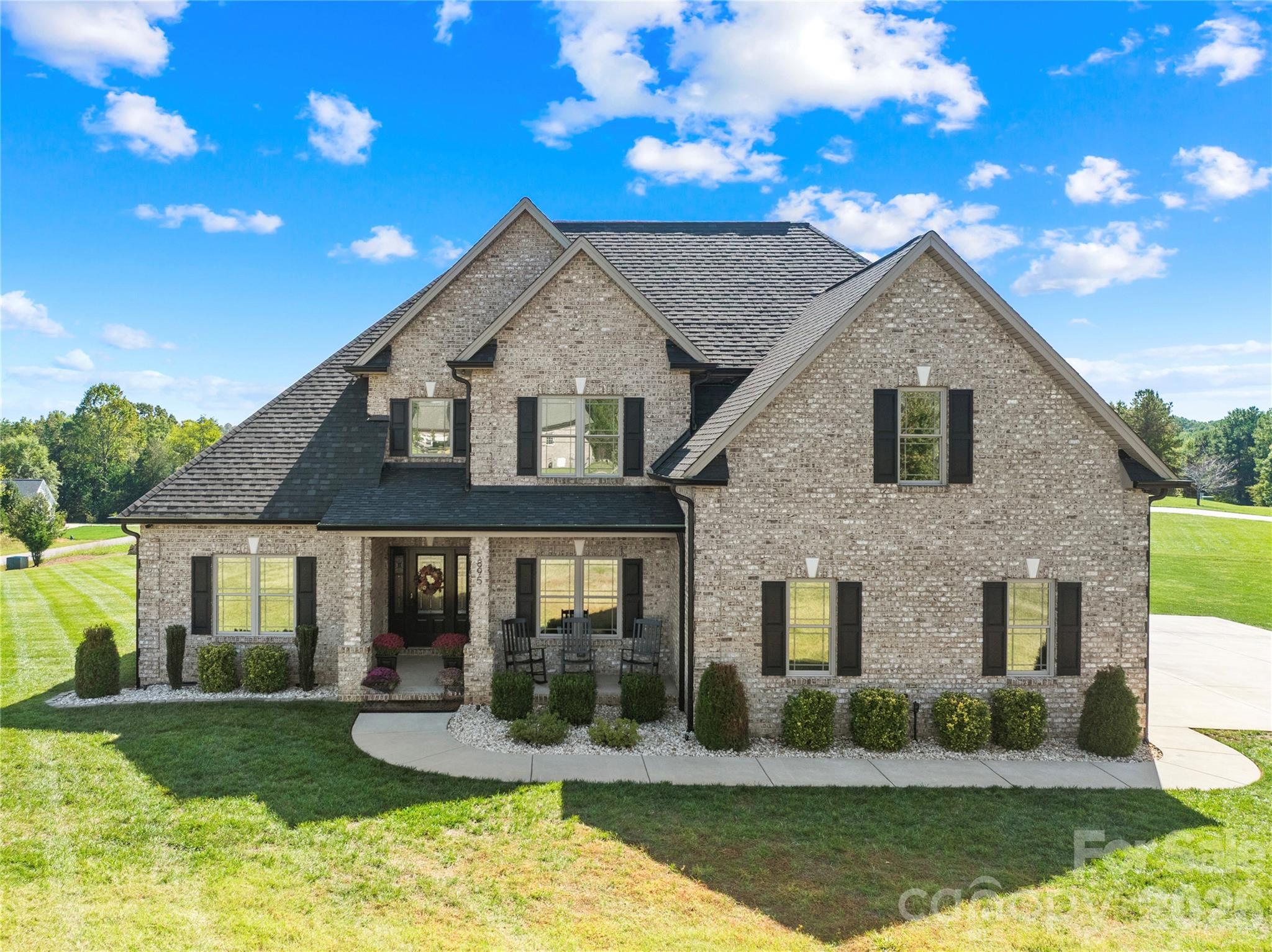 895 Oak Ridge Farms Circle Property Photo 4