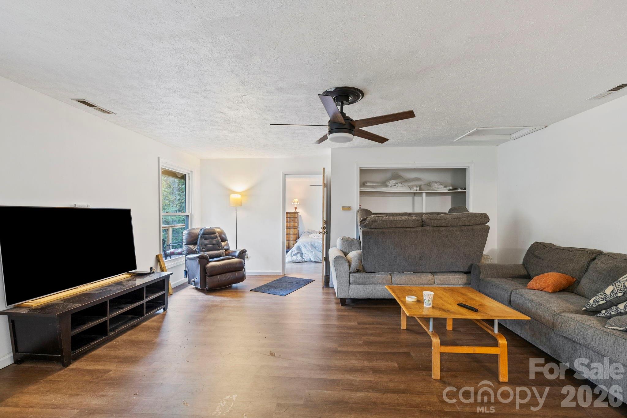 1196 N Country Club Road Property Photo 29