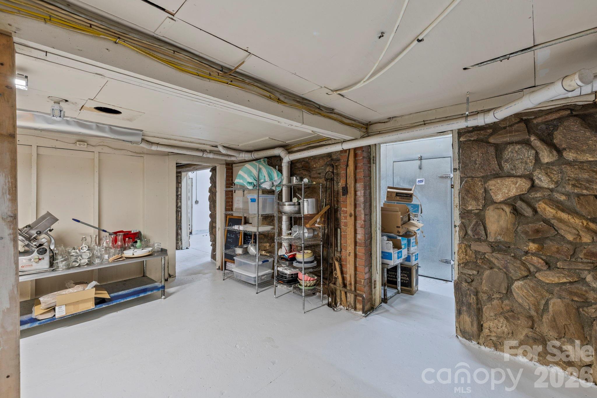 1196 N Country Club Road Property Photo 40