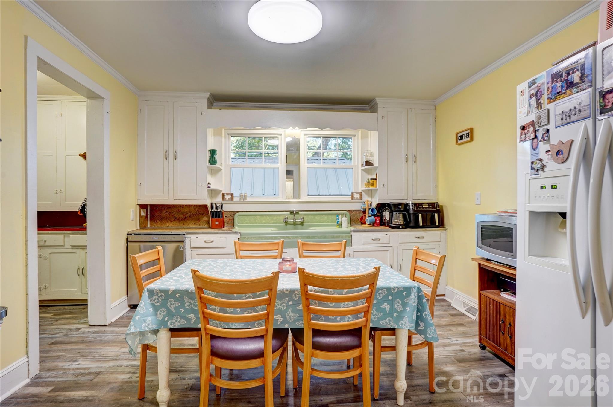 2495 Centergrove Road Property Photo 12