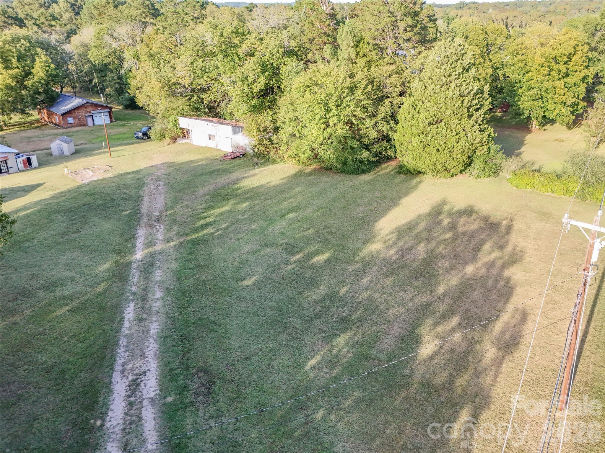 2495 Centergrove Road Property Photo 35