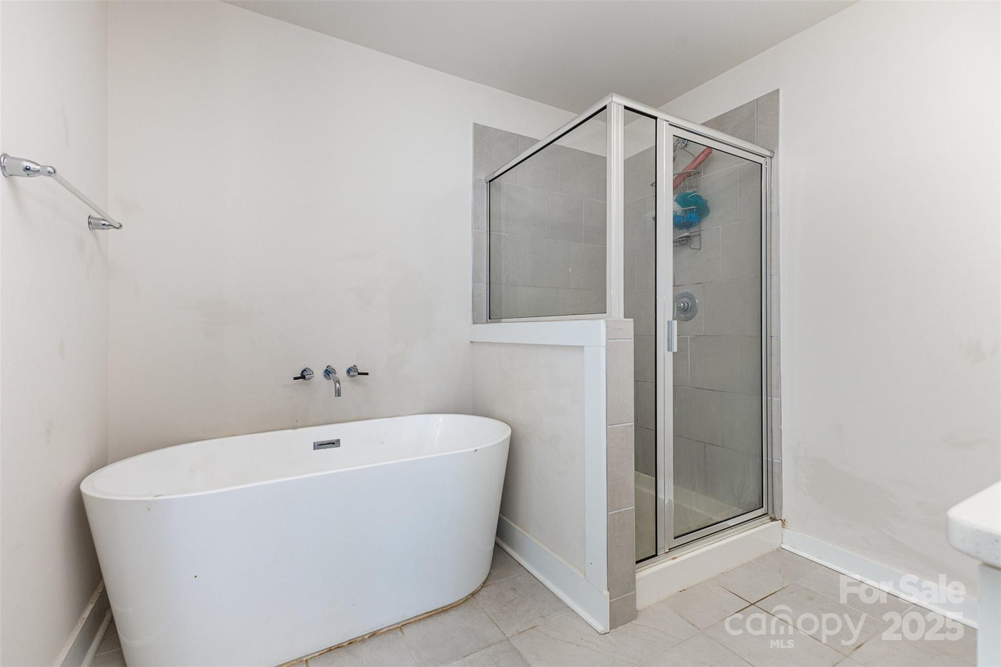 7725 Shalom Drive Property Photo 11