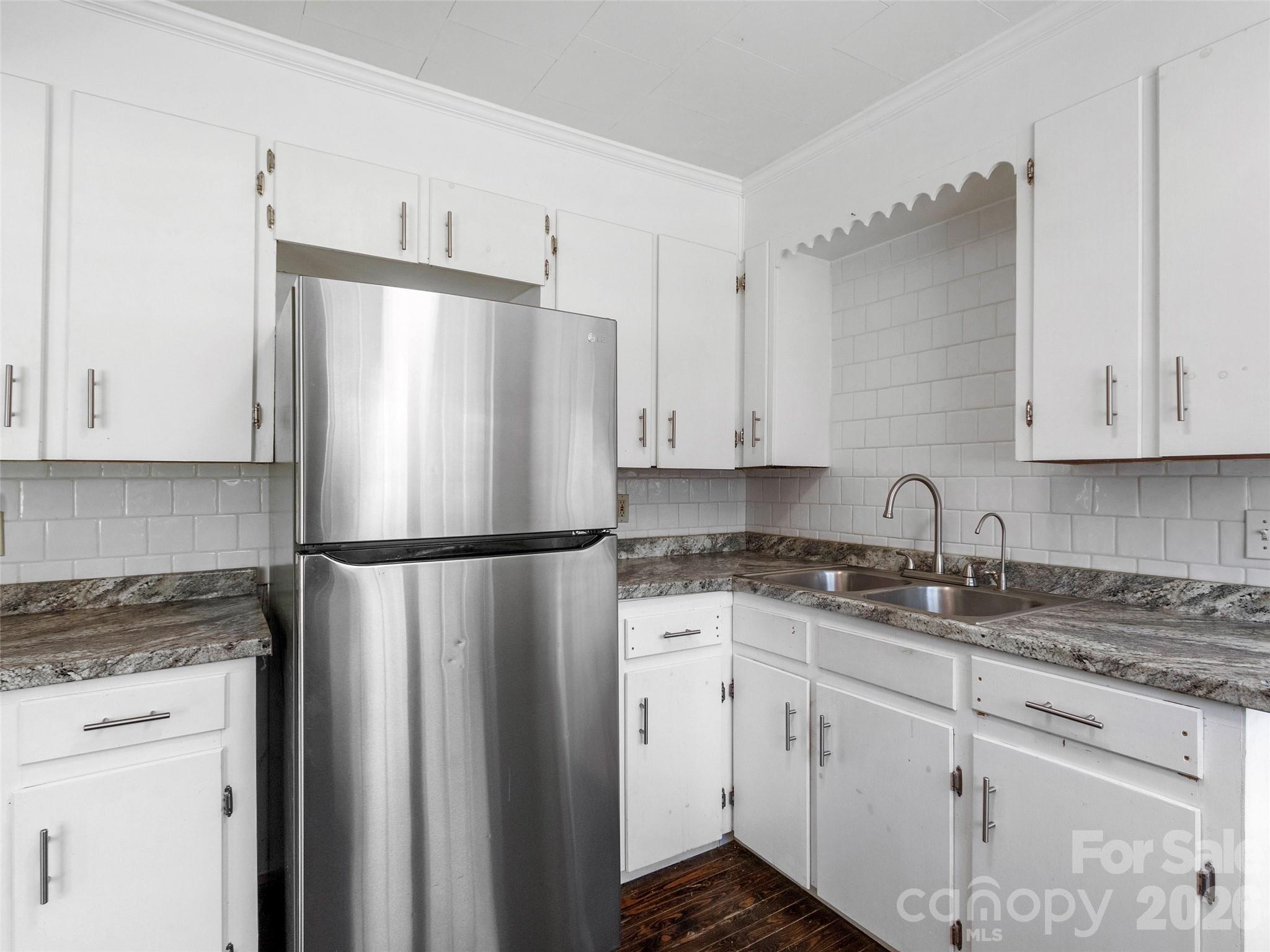 689 Bald Mountain Road Property Photo 6
