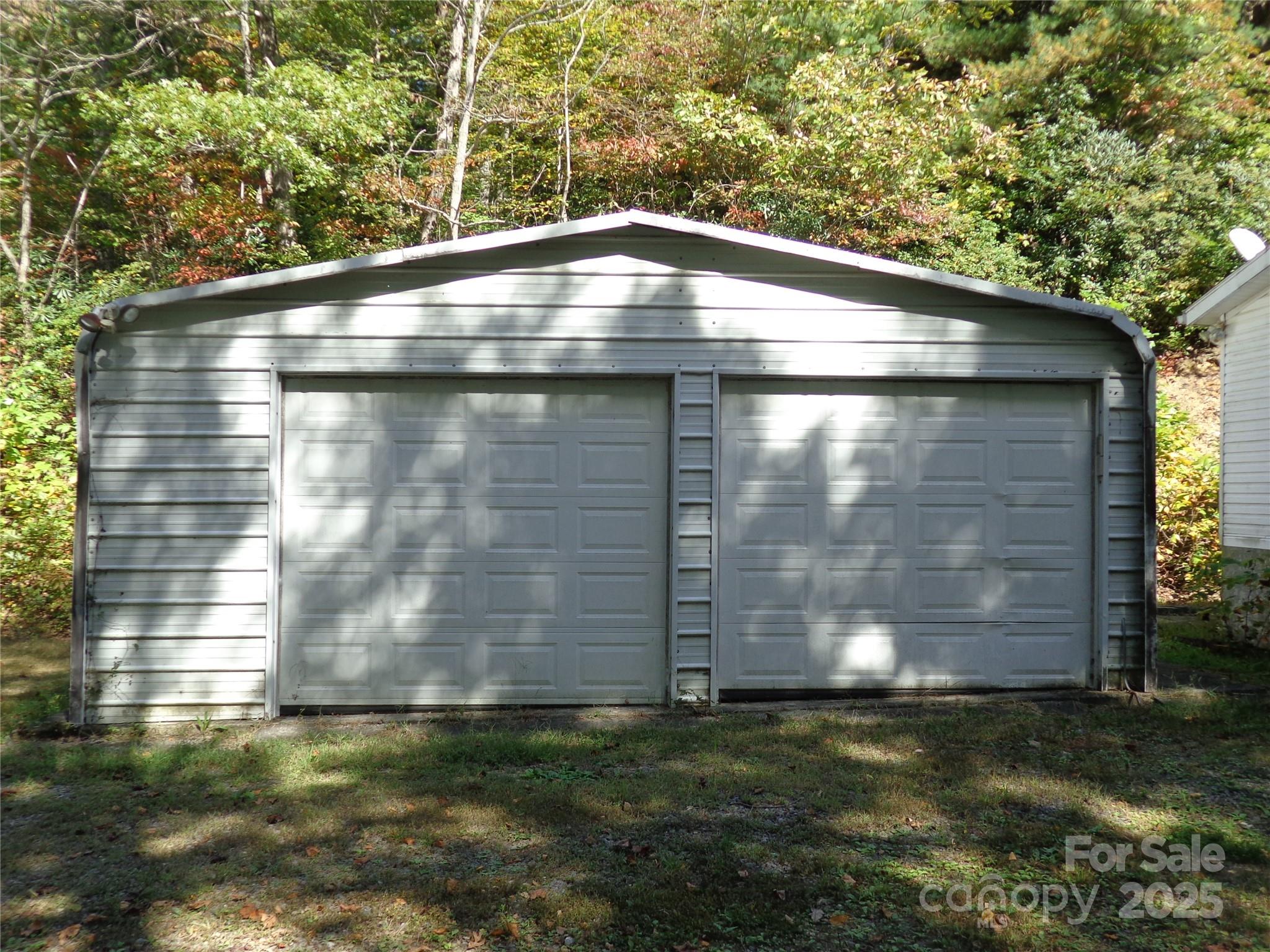 89 Blue Mountain Road Property Photo 2