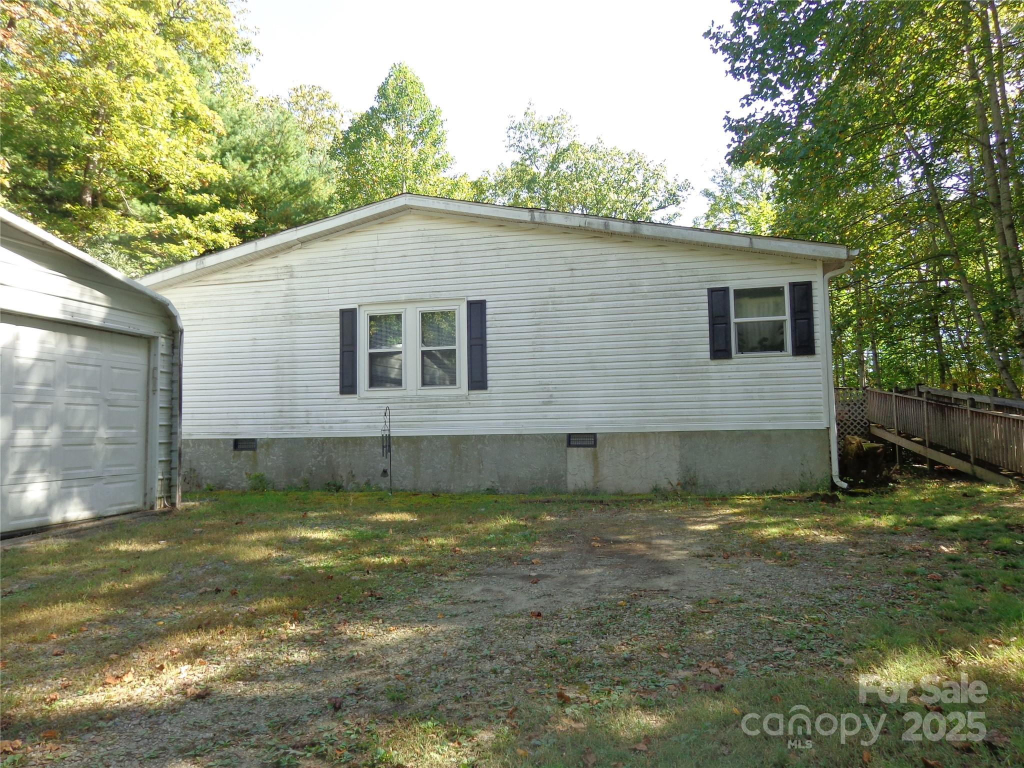 89 Blue Mountain Road Property Photo 3