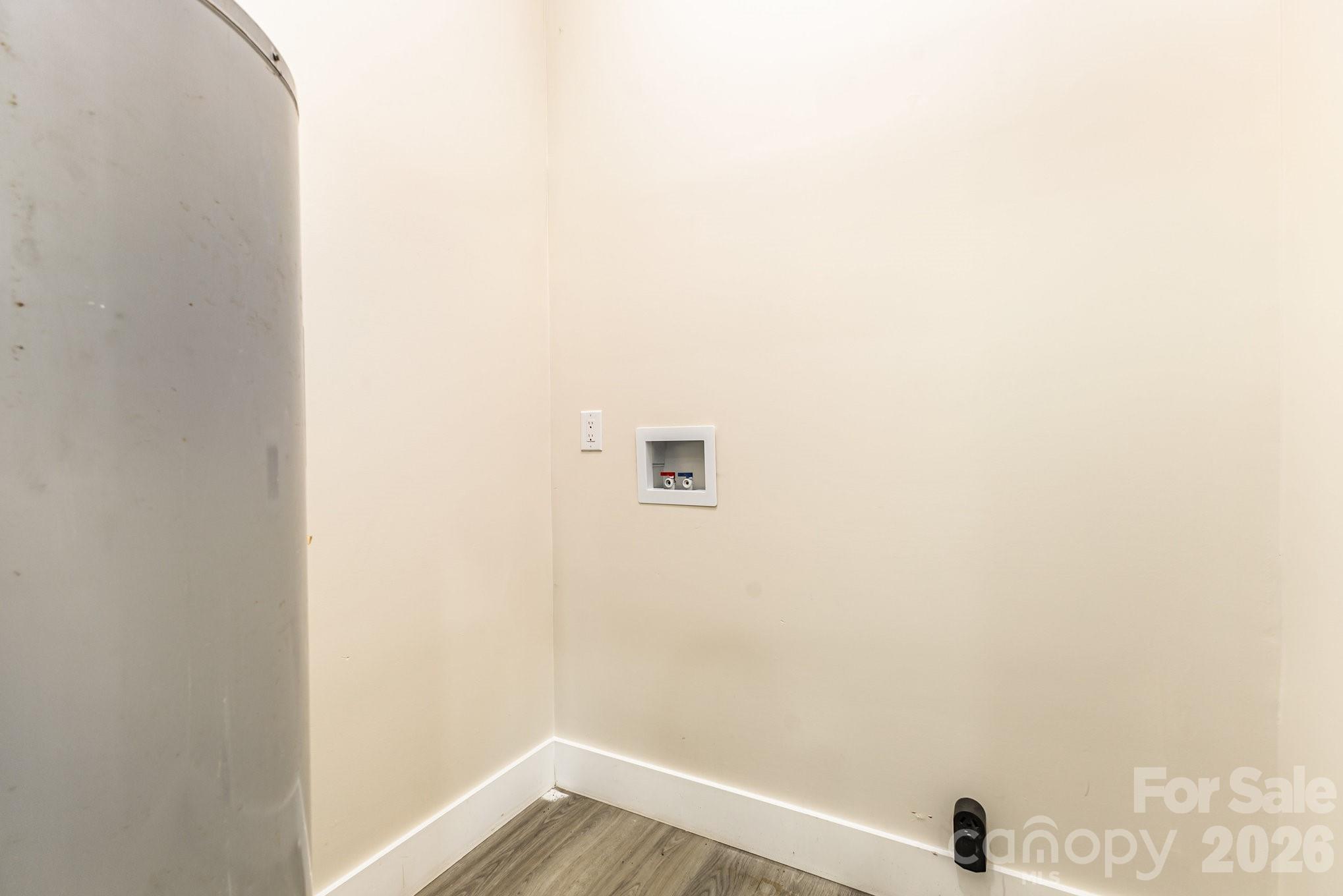 1205 S Lafayette Street Property Photo 8
