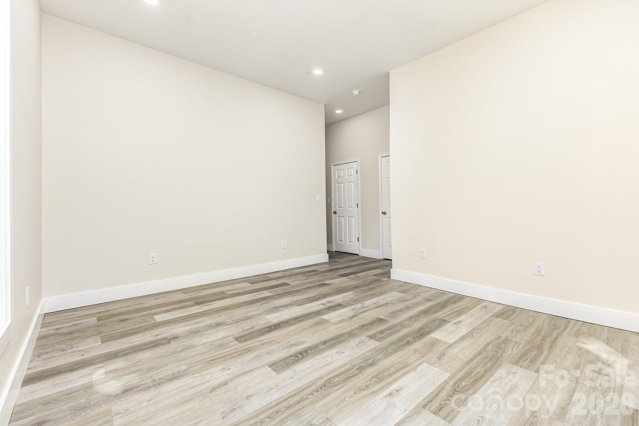 1205 S Lafayette Street Property Photo 9