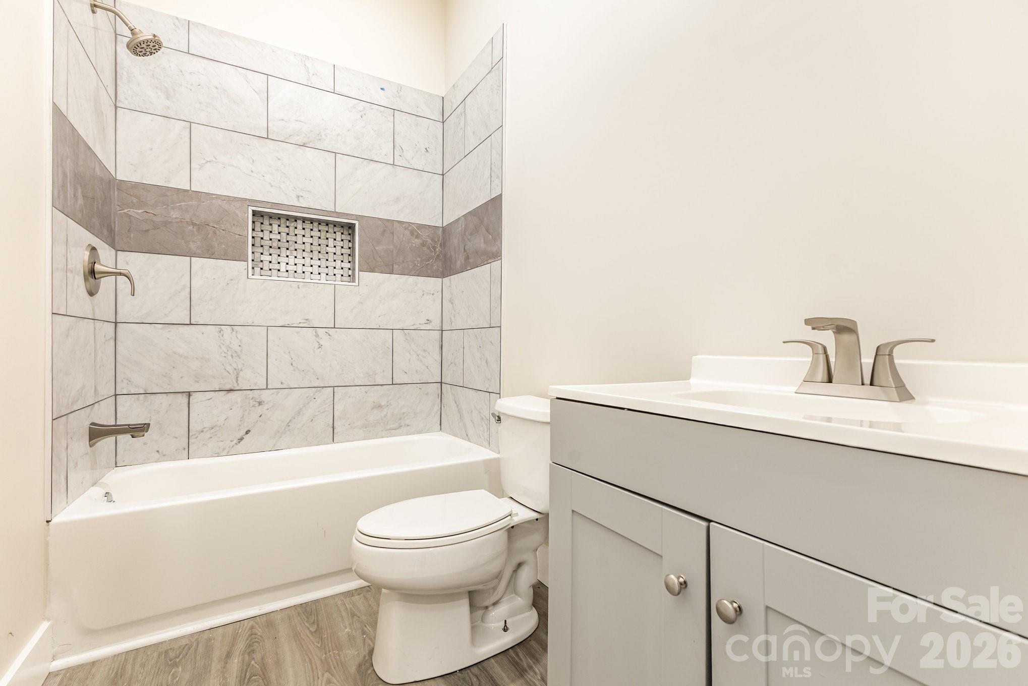 1205 S Lafayette Street Property Photo 18